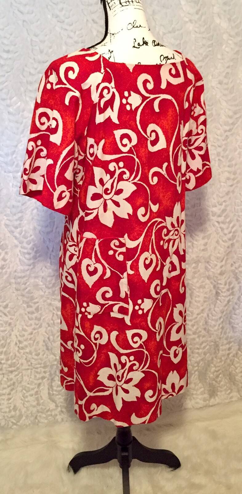 VTG 1960s to 1970s Kiyomi of Hawaii Muumuu Wrap Dress Red Orange Floral Medium