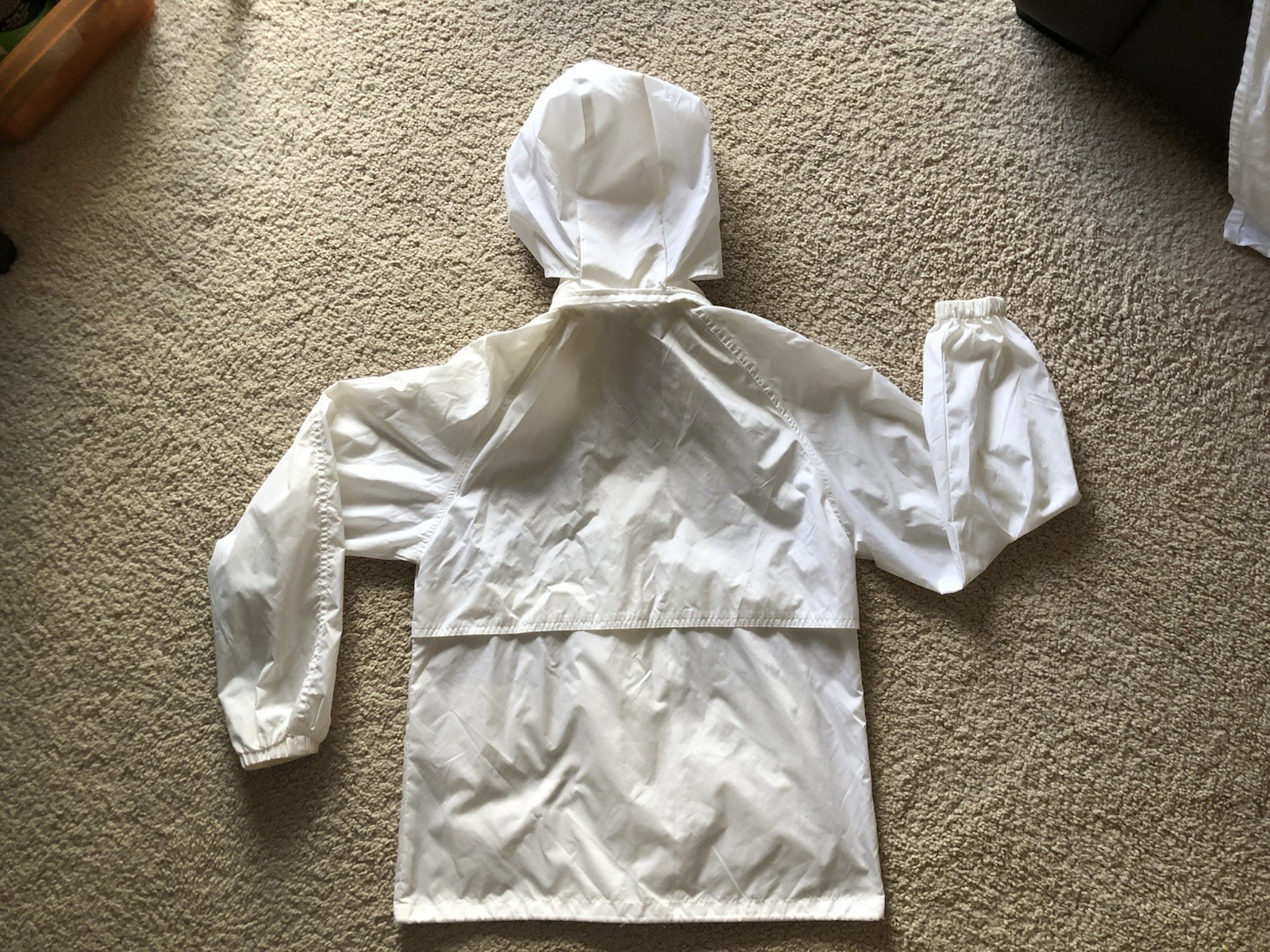 Women’s Vintage White Woolrich Windbreaker Jacket Hidden Hood Pockets 80’s Vibe