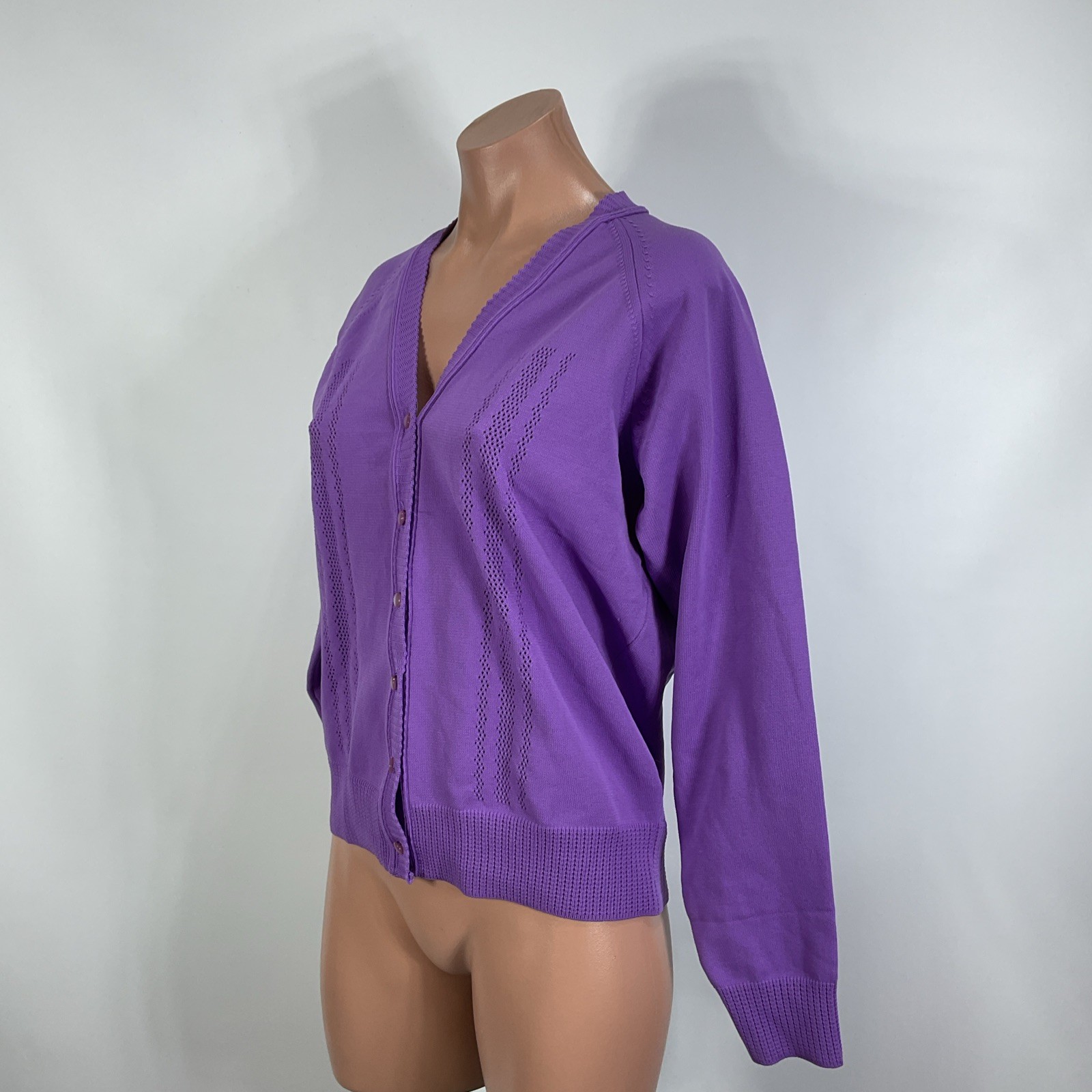 Vintage 1960s Knit Lilac Purple Embroidered Cardigan Sweater Grandma UK-36 US-M