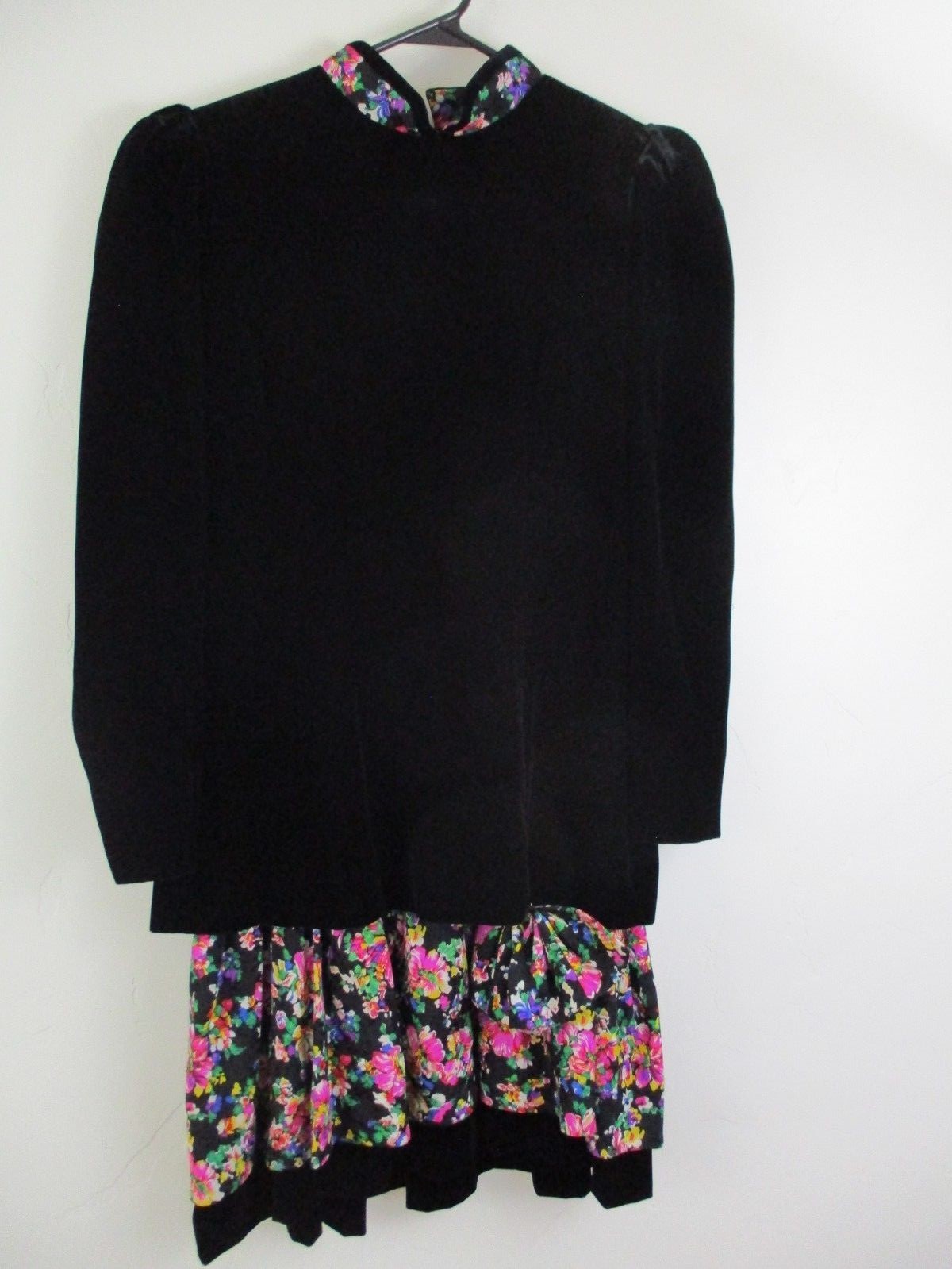Luciano choi vintage Dress black Velvet pleated bottom bow 1980’s