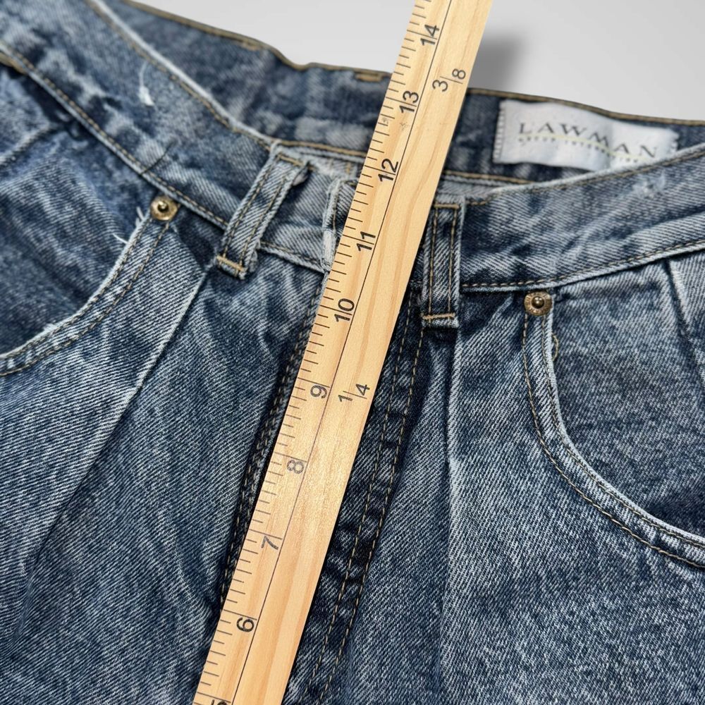 Lawman World Class Denim Vintage High Waisted Pleated Mom Jeans Distressed Sz 5