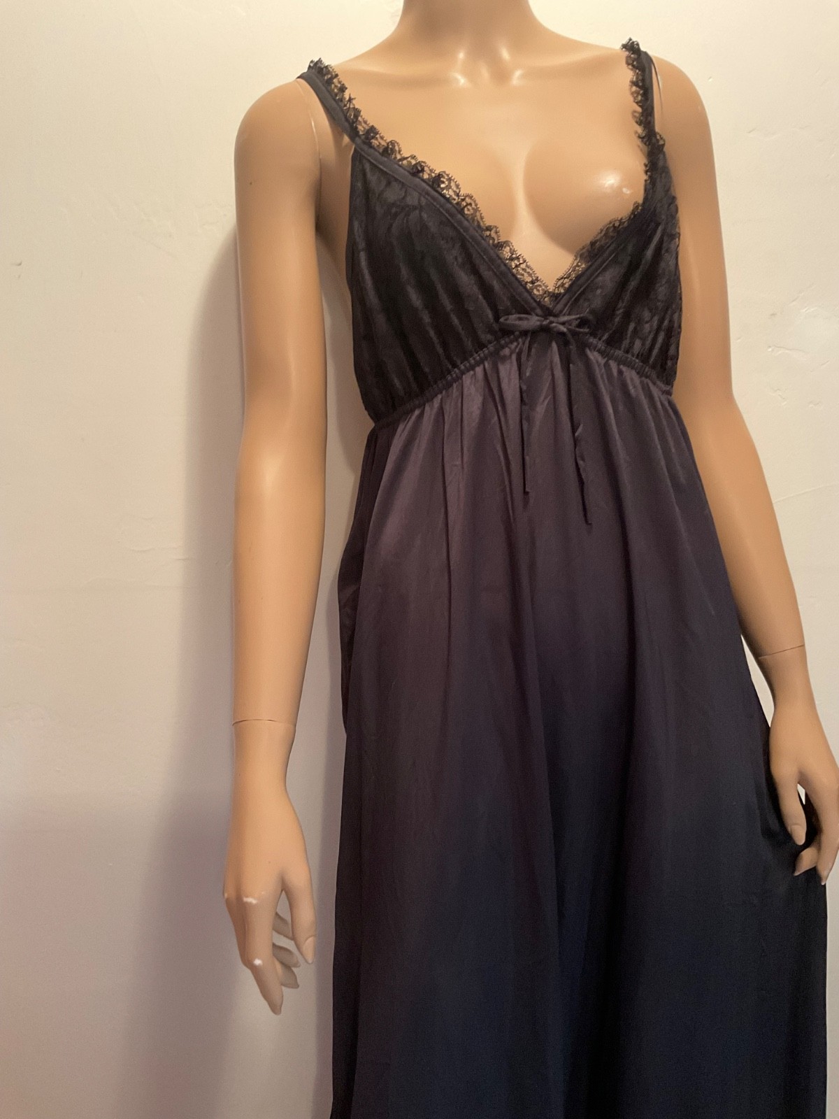 Vtg 1960s Black Silky Nylon Maxi Nightgown Lace Trim Ruffled Hem Large