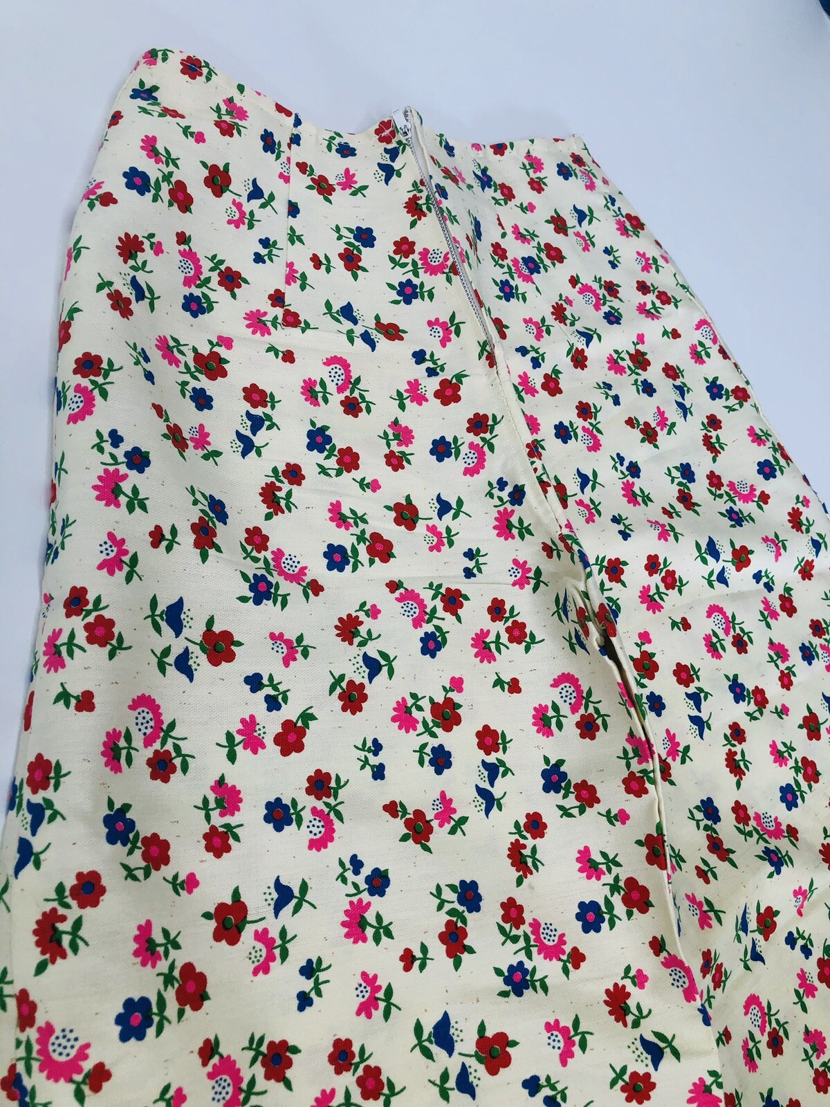 VTG 60’s Womens Pants Culottes Cream w/ Vibrant Flower Power Print