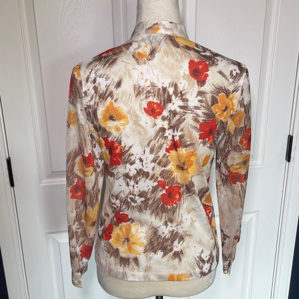 Vintage Russ Togs Floral Long Sleeve Tab Collar 70s Blouse 1/2 Button Front