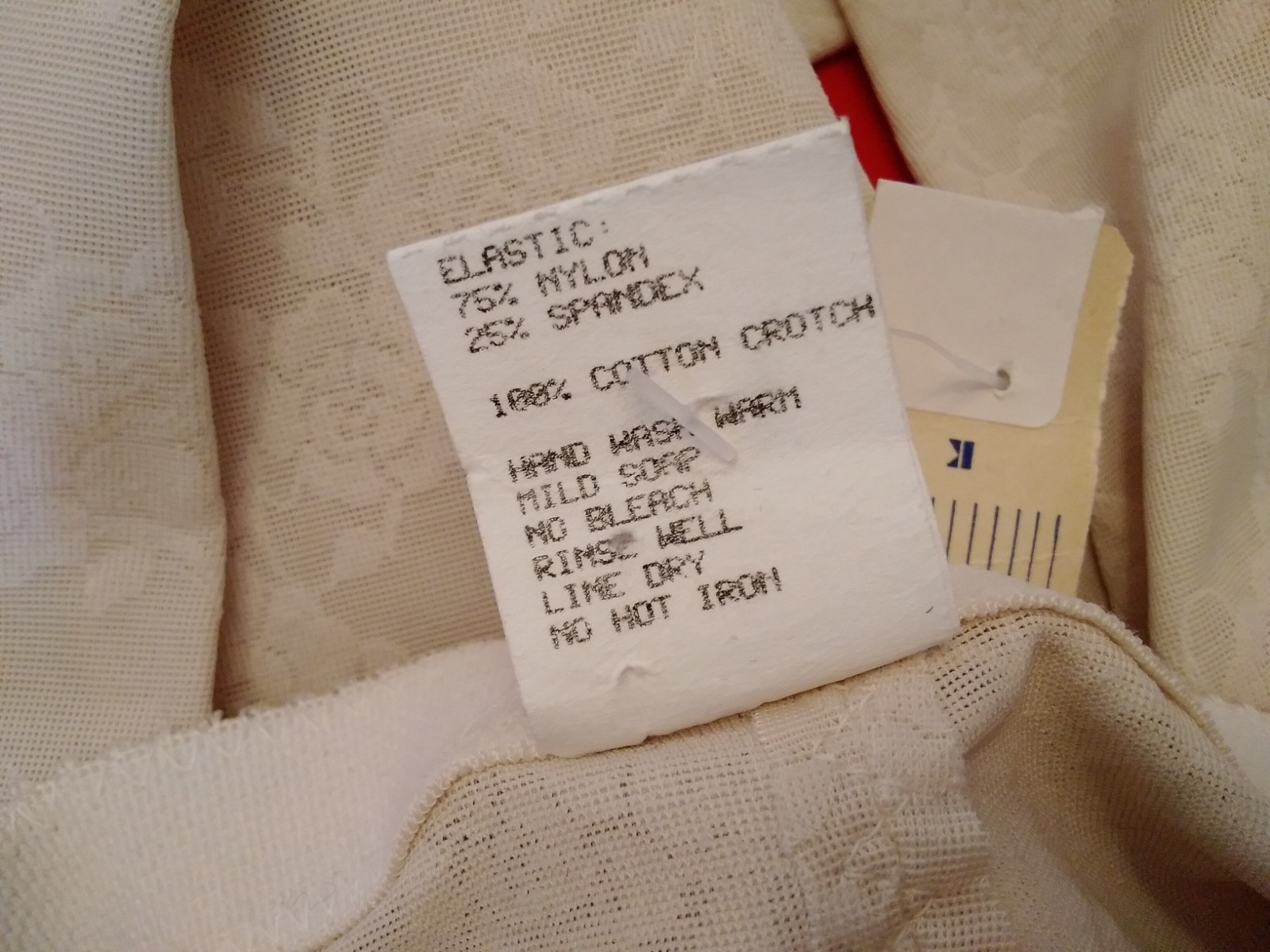 Vintage Crownette Capri Pant Shaper Girdle SZ 32 Light Beige Lace Design Trim