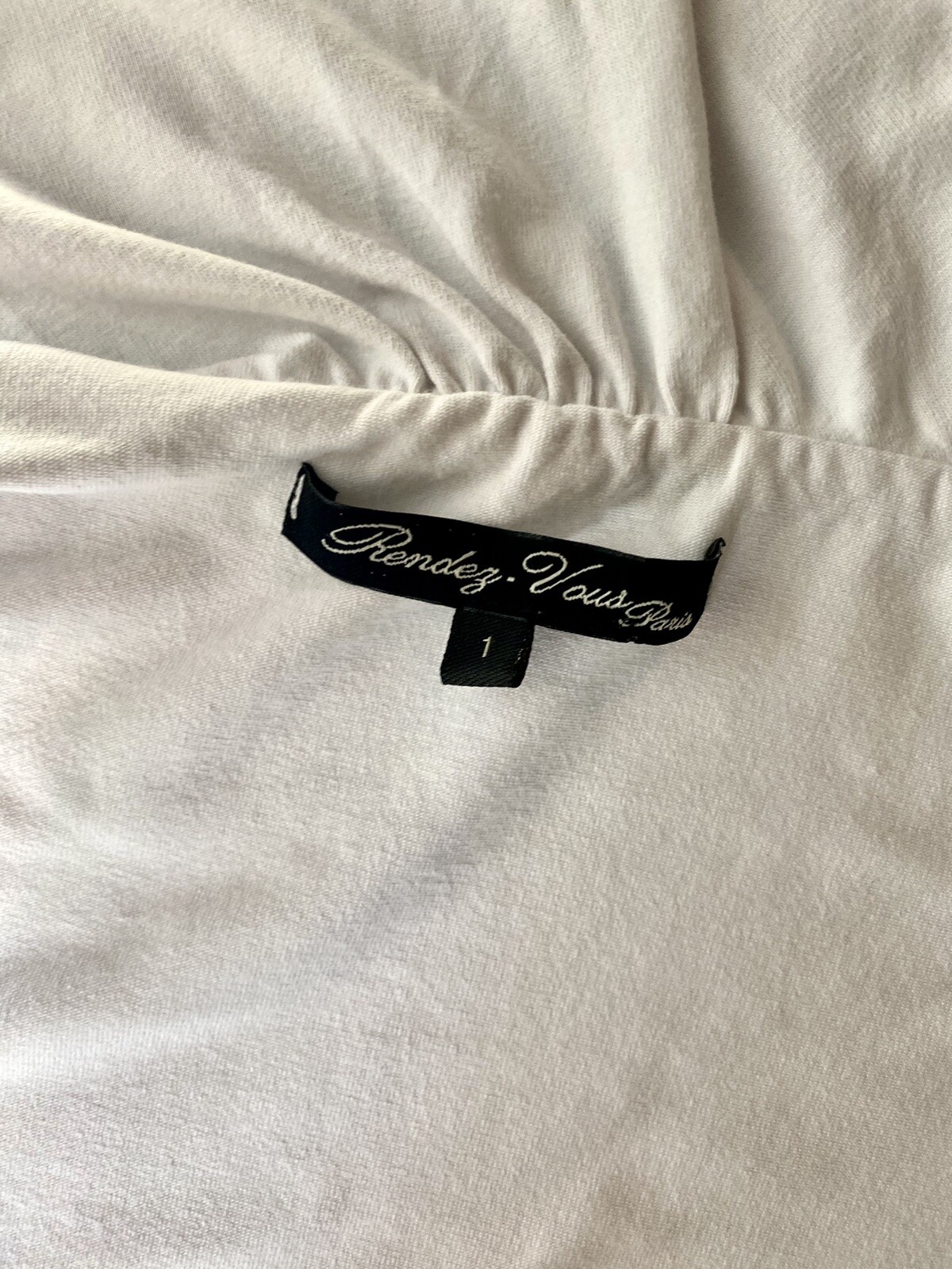 Rendezvous Size 1 Small White Pullover Blouse 3/4 Sleeve Ruffle Viscose romance