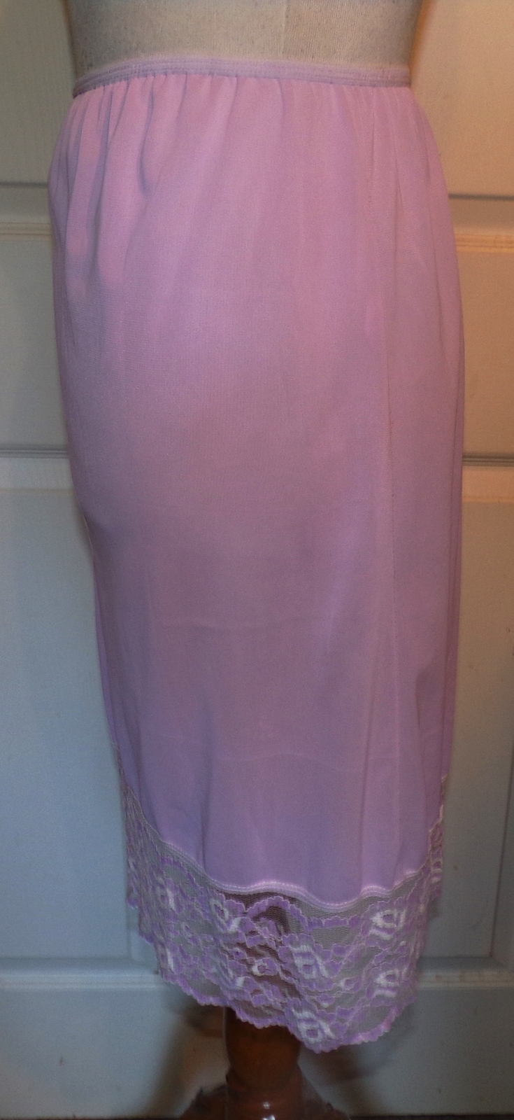 Vintage Lavender Purple Nylon Half Slip Raycrest Small 5 Lace Trimmed