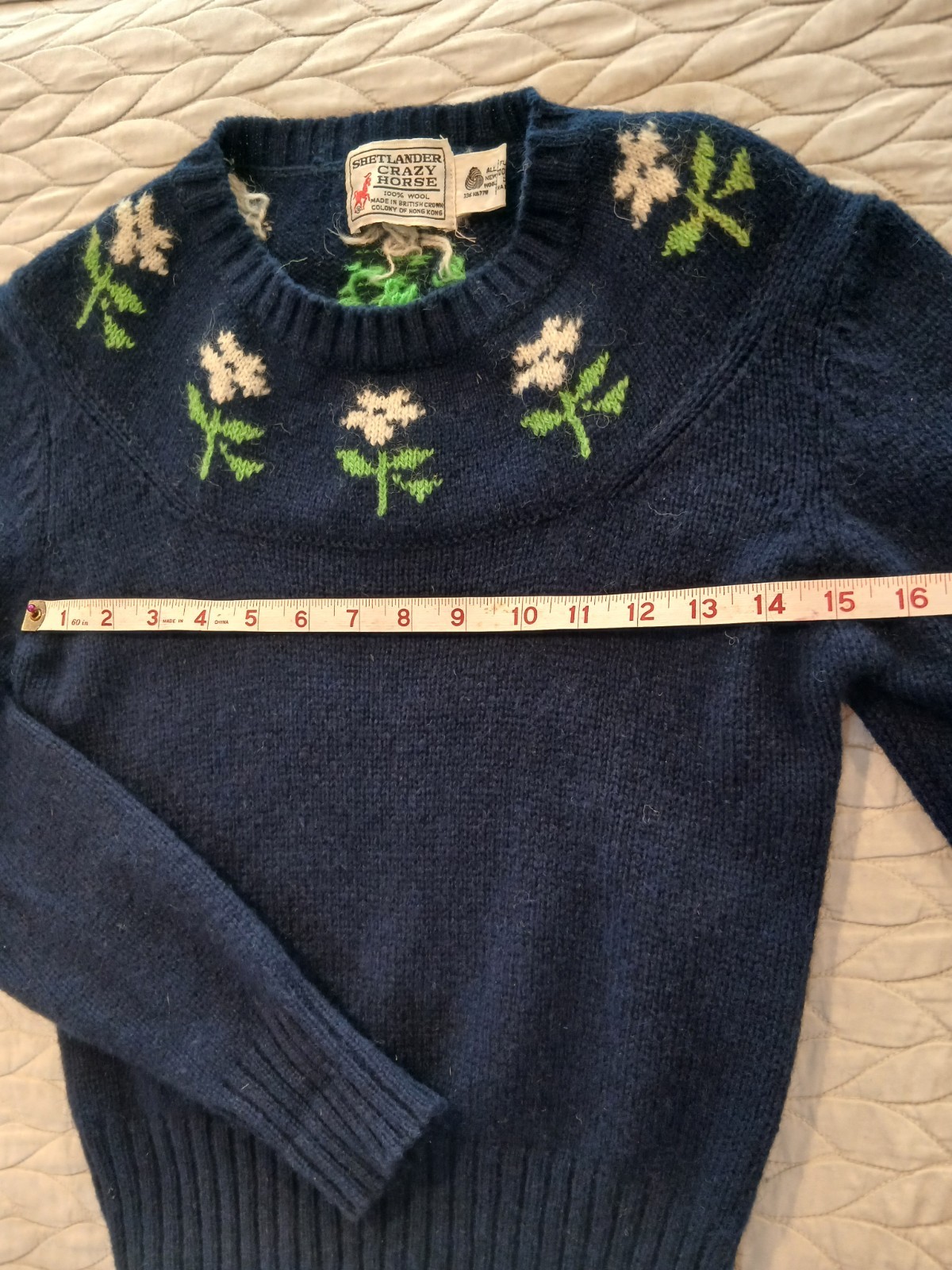Shetlander Crazy Horse 100% Wool Vintage Sweater with Flowers
