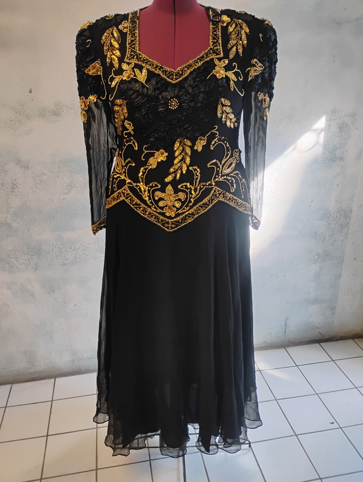 Isabella Gold Sequin Beaded Silk Evening Gown Formal Glam Rock Luxury Sz 20