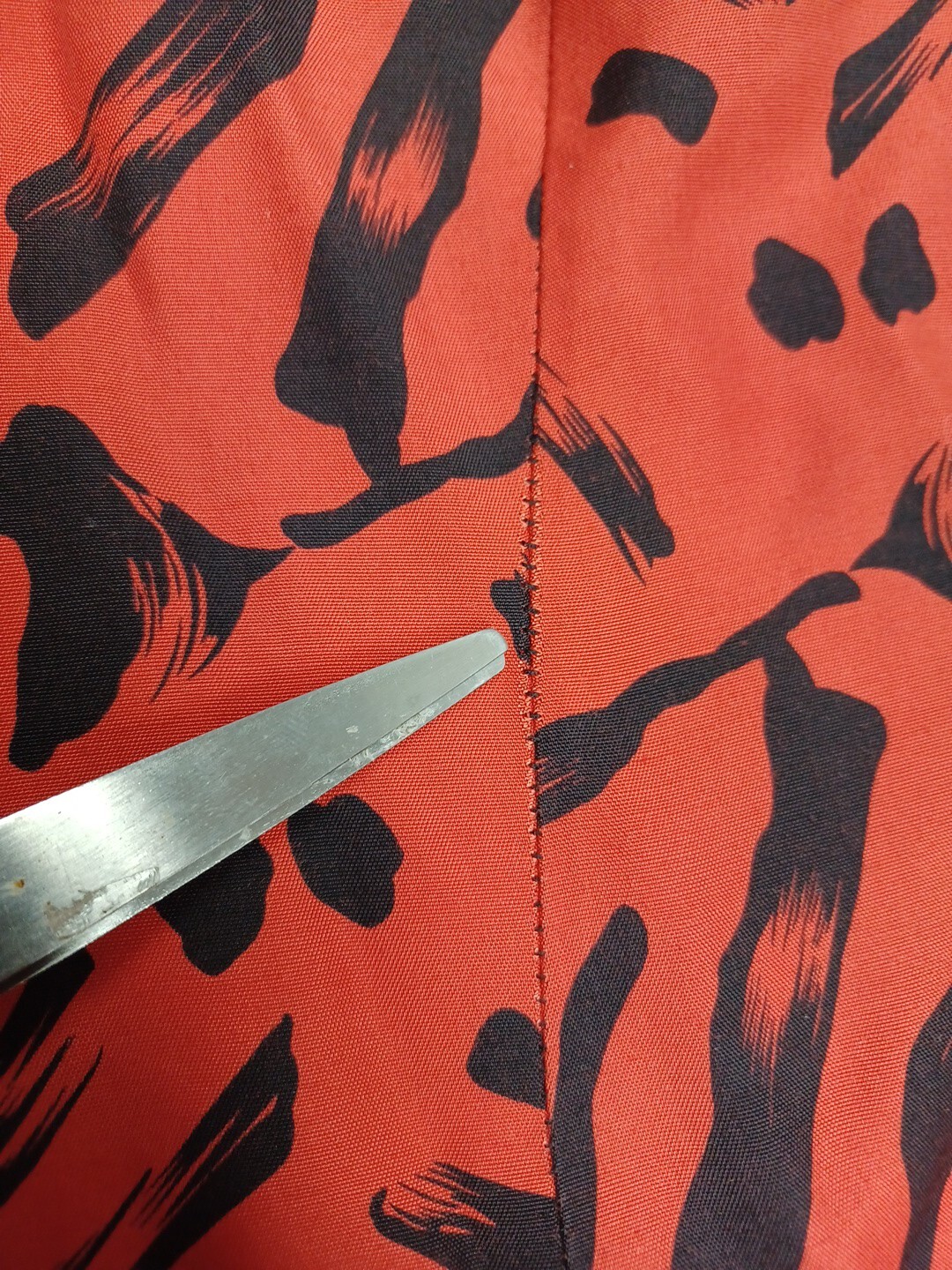 Vintage Mirrors II Long Sleeve Dress Sz 12 Red Black