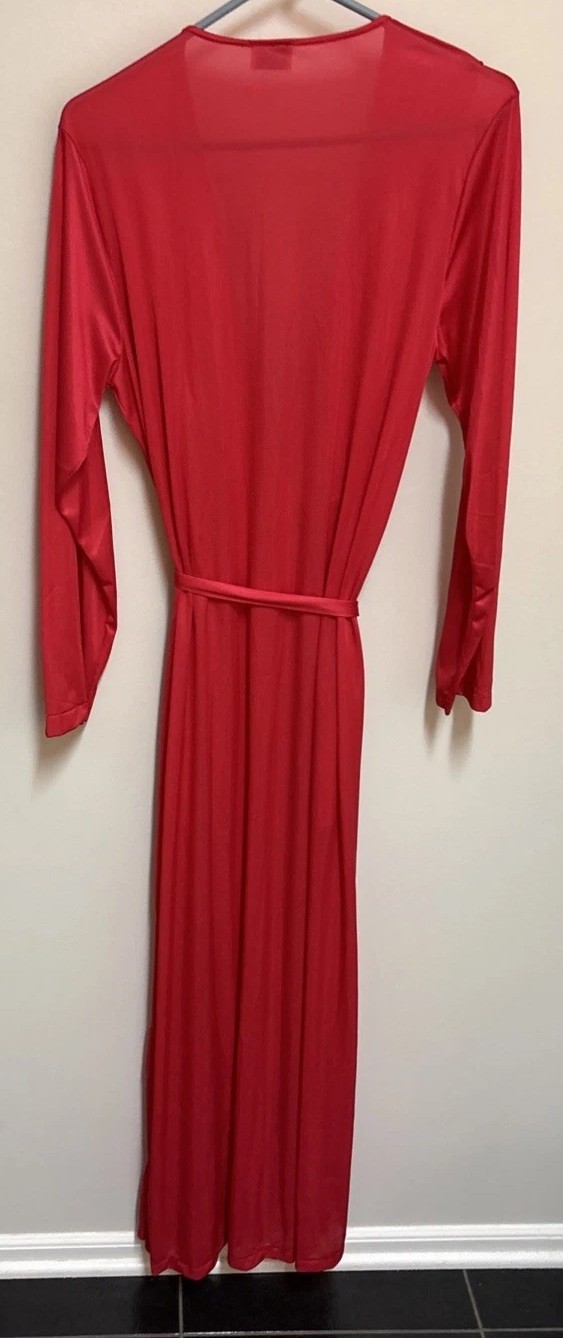 Flaw Vtg Soft Moments Peignoir Set NIGHTGOWN & ROBE Red Embroidered Trim Small
