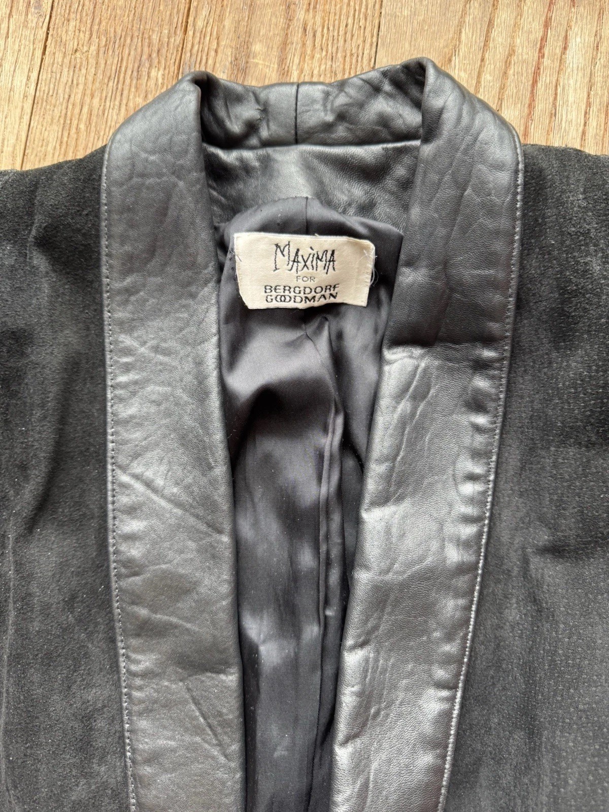 Vintage Maxima for Bergdorf Goodman NYC Black Leather Suede Kimono Trench Coat M