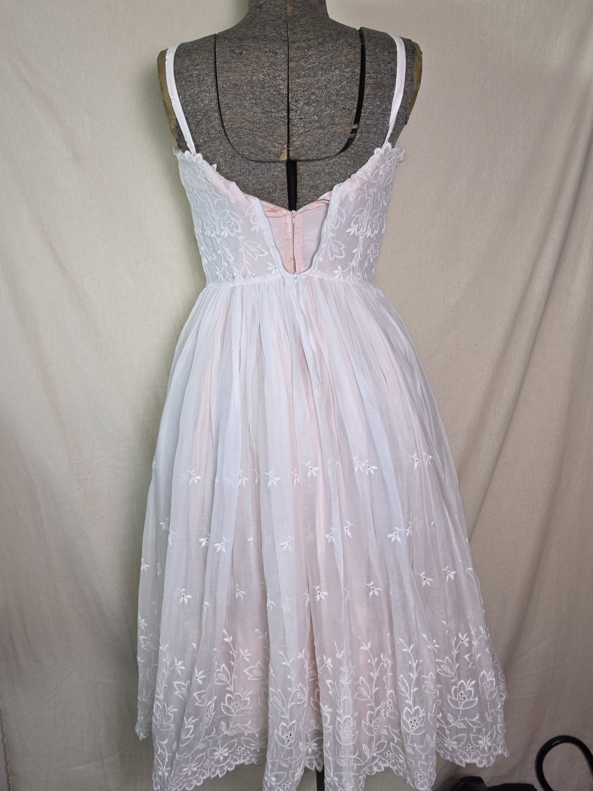 Vintage 50s 60s White Pale Pink Eyelet Lace Embroidered Handmade Dress XS