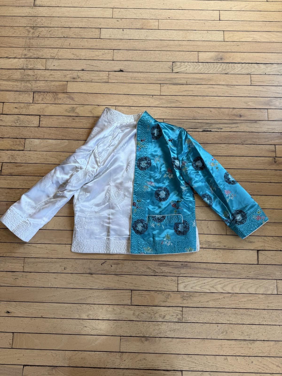 Vintage 60s 70s Silk Rayon Embroidered Kimono Shirt Jacket M/L Chinese Reverse