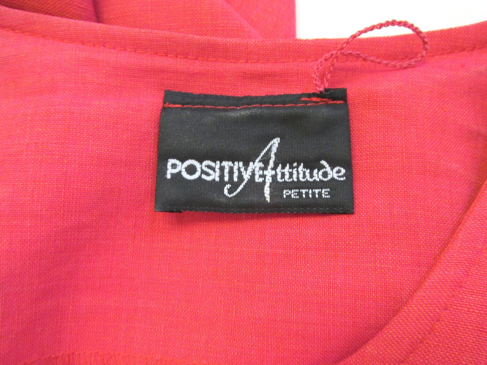 VINTAGE 1960s 70s MOD SCOOTER DRESS MAGENTA POSITIVE ATTITUDE WOOD BUTTONS