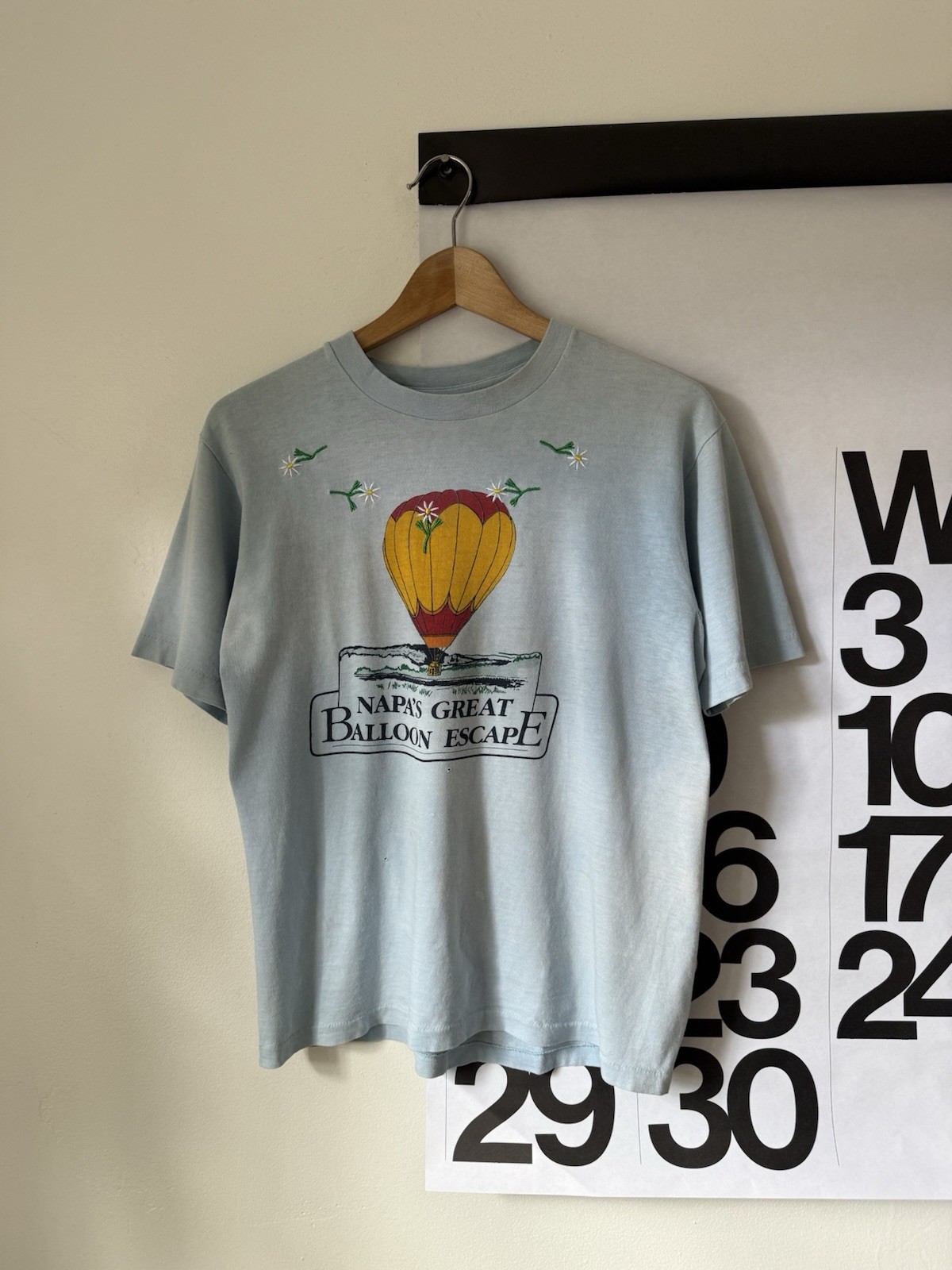 Vintage 80s Belton Napa’s Great Balloon Escape Hot Air Balloon T-Shirt – S / M