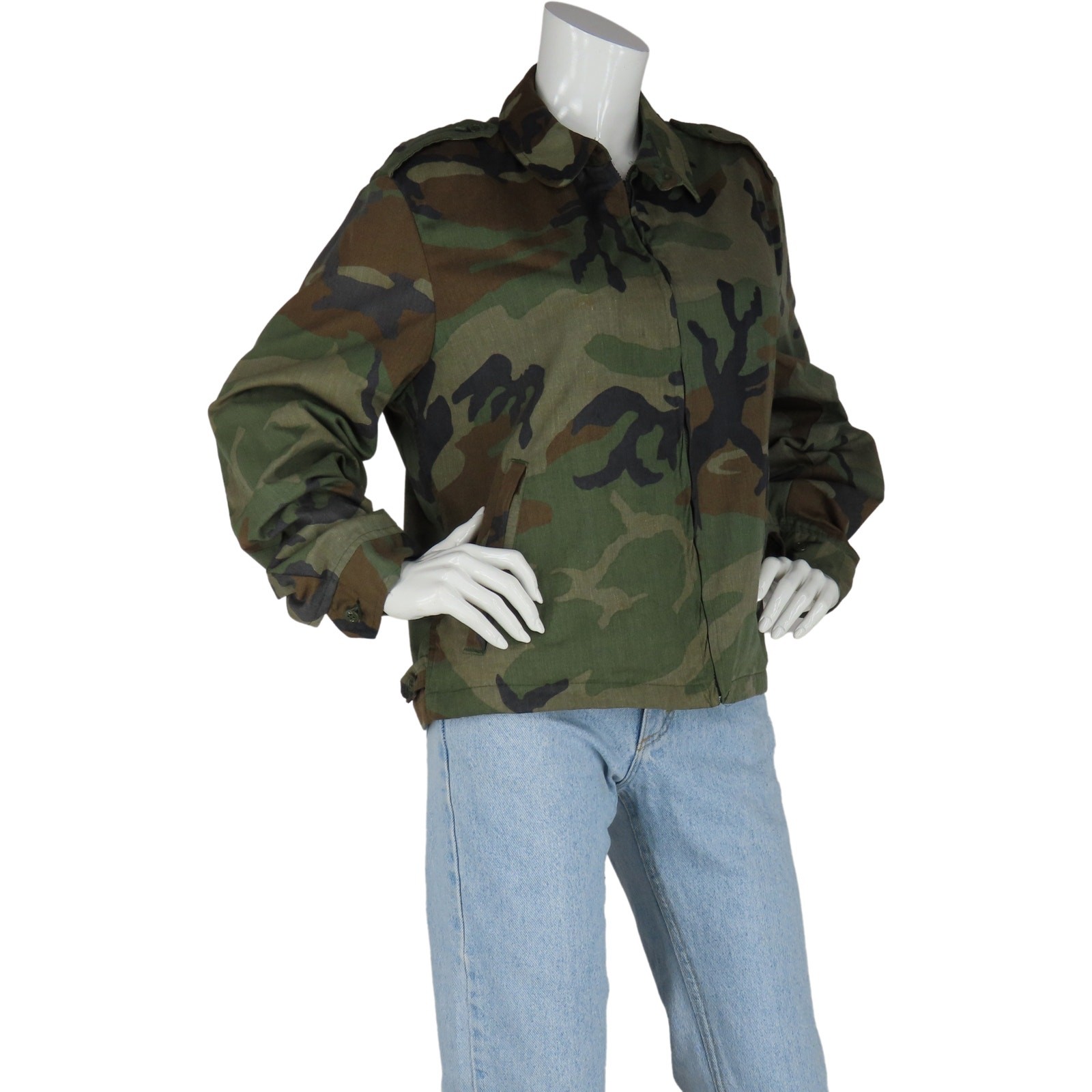 Retro Camo Jacket: Urban Explorer & Military Chic