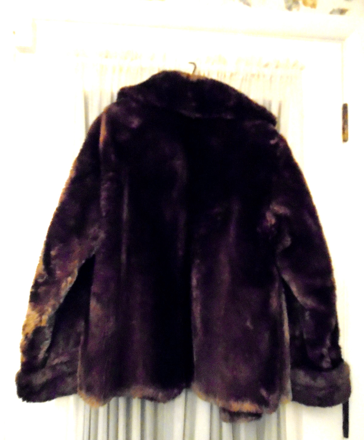 1950’s LADY’S FUR COAT Medium Brown Mouton Stroller Schroeder& Taylor Fine Furs