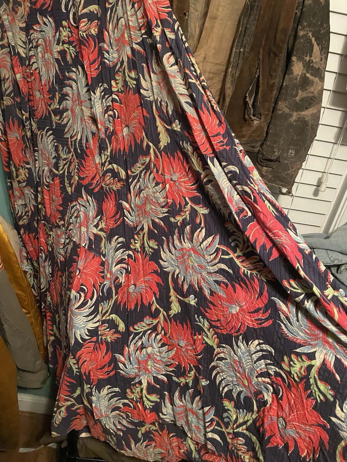 1940s 1950s Women’s Hawaiian Print Robe Coverup Vintage Beach Wear / Resort Wear