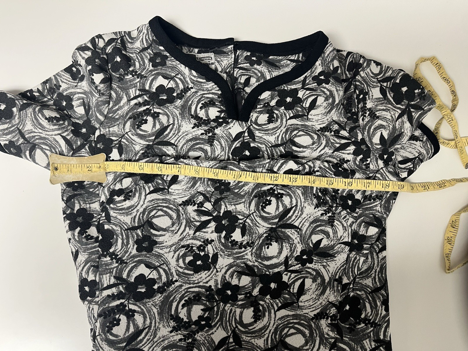 Vintage 60s Edith Flagg Mod Knit Dress Medium Black White Stretch Midi Floral