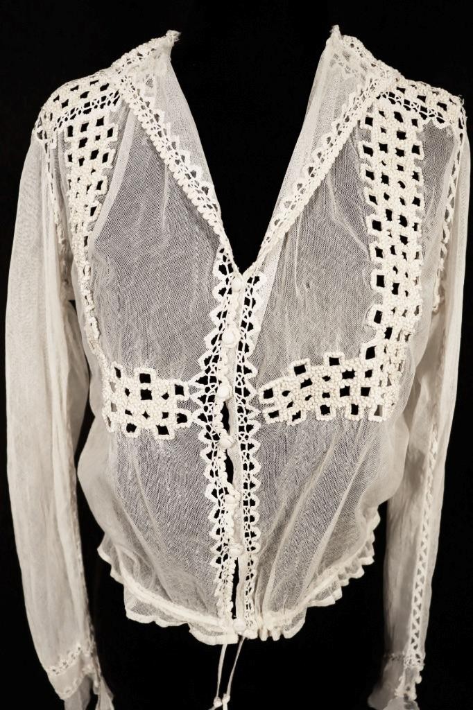 Antique French Edwardian Cotton Hand Embroidered Lace Blouse 42″ Bust