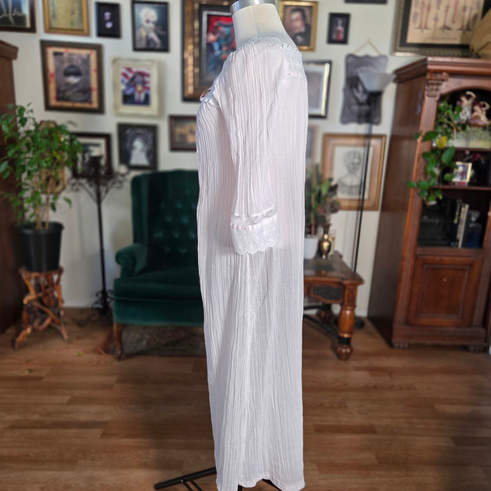 Vintage 70s Windy Rose Pink Crinkle Gauze Nightgown Lace Ribbon Trim Maxi Dress
