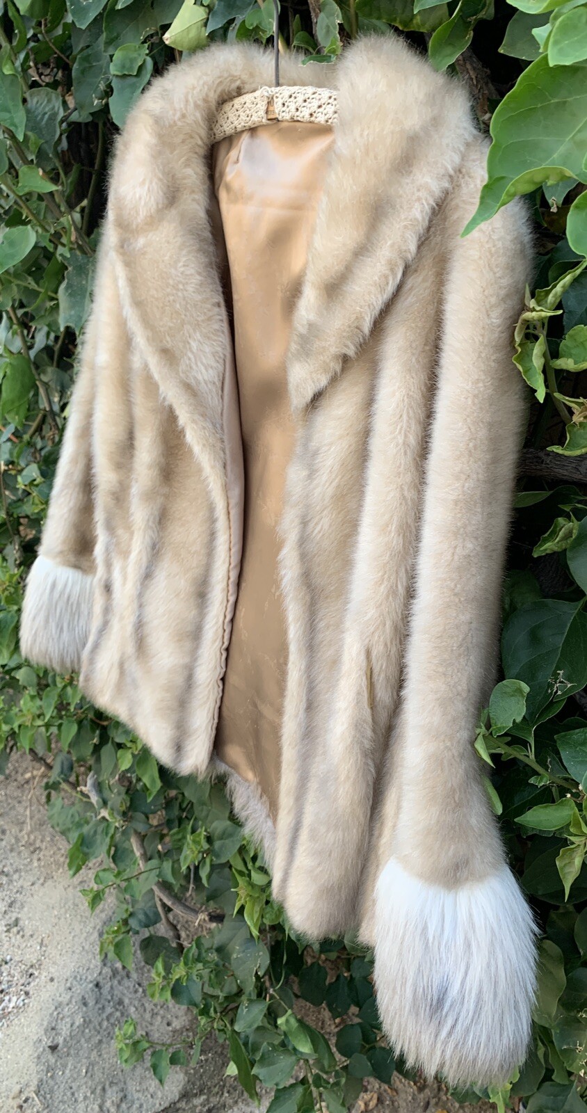 Sears Fashions Regina Glenara by Glenoit Cape Capelet Faux Fur Mob Wife Size S