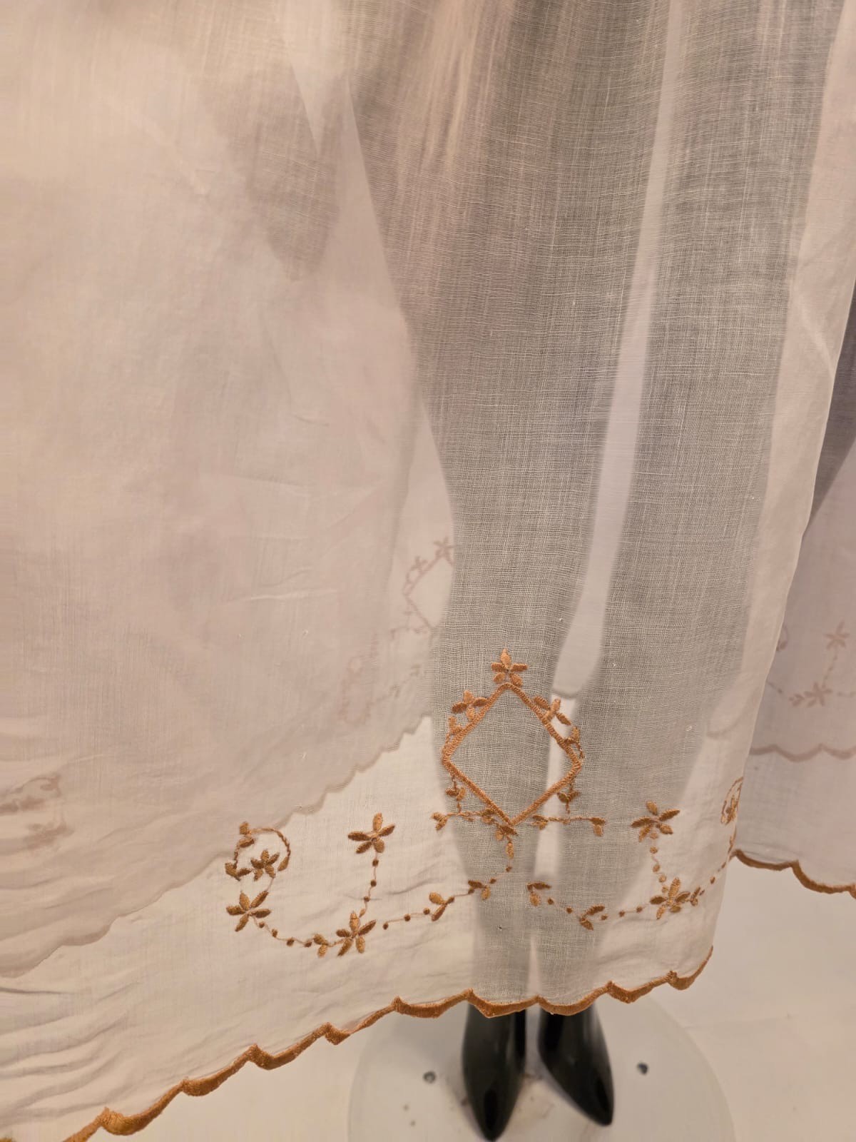 SWEET FLAPPER 1920’S SHEER MUSLIN DRESS W HAND EMBROIDERY + DIAMOND CUTOUTS