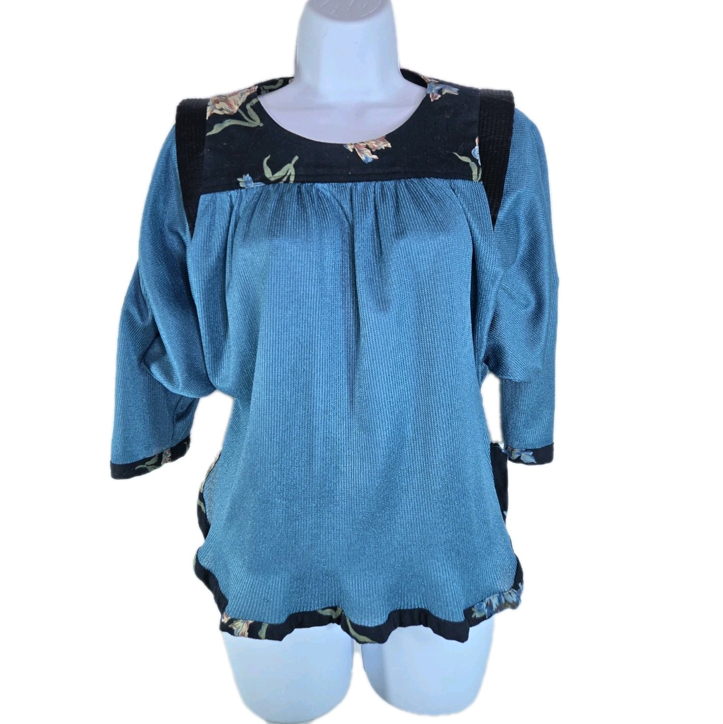 Vtg Marijke Benedict 'T Stijfselkissie Lagenlook Art to Wear Knit Appliqué Boho