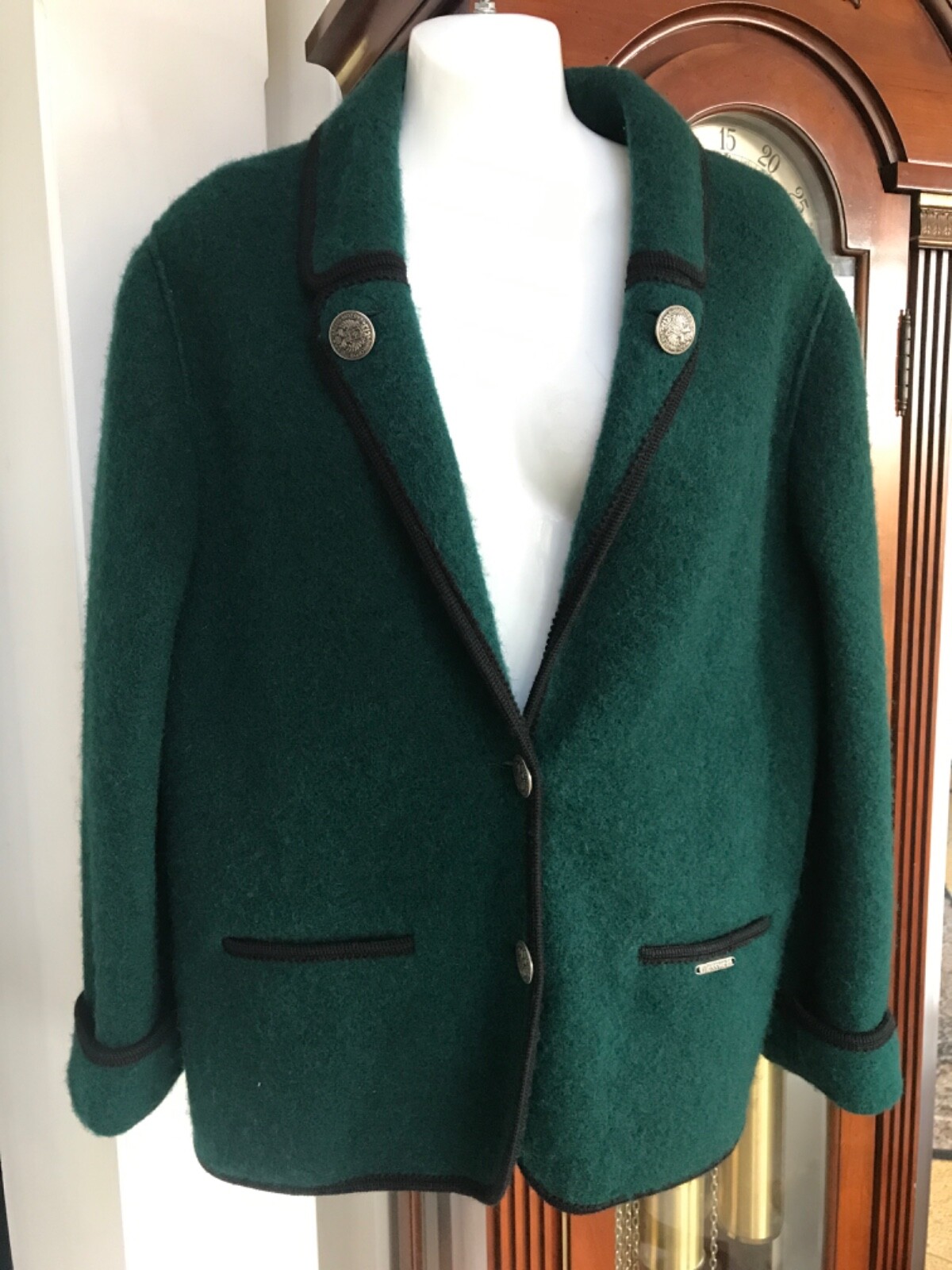 Vtg Austrian Giesswein Jacket sz 8 Hunter Green Boiled Wool w Metal Buttons
