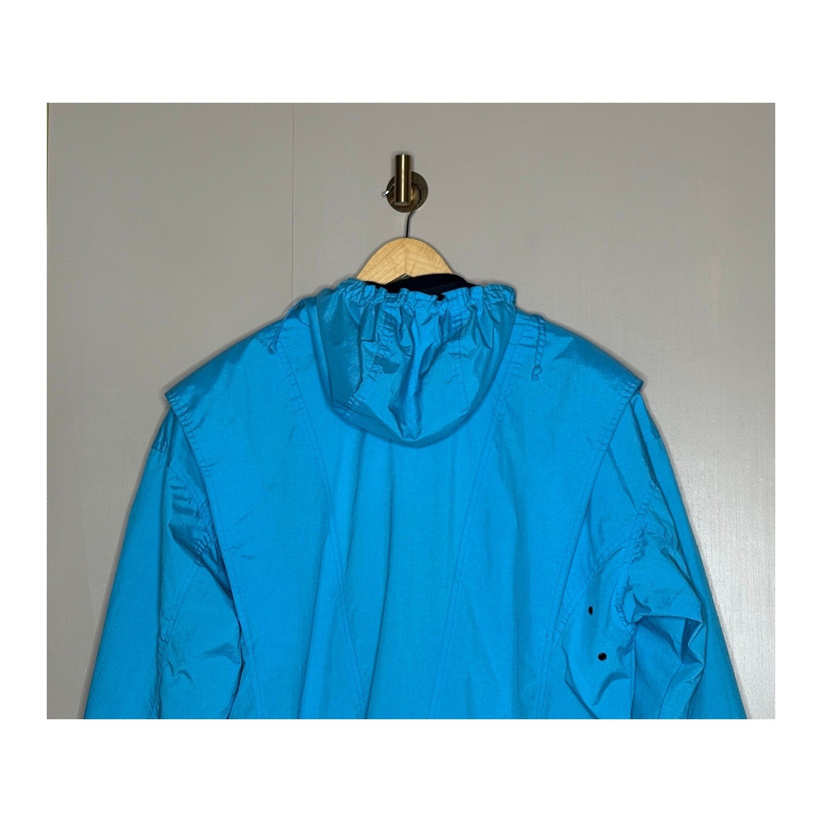 Vintage Tyrolia by Head Electric Blue Ski Jacket Womens M 8439-474 Windbreaker