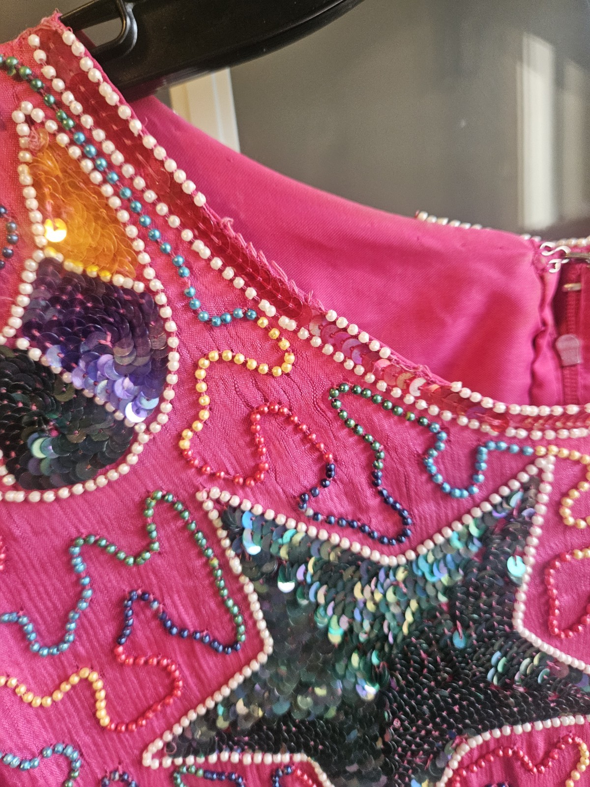 Vintage 80s Flapper 100% Silk Funky Beaded Whimsical Retro Large Sequin Dress