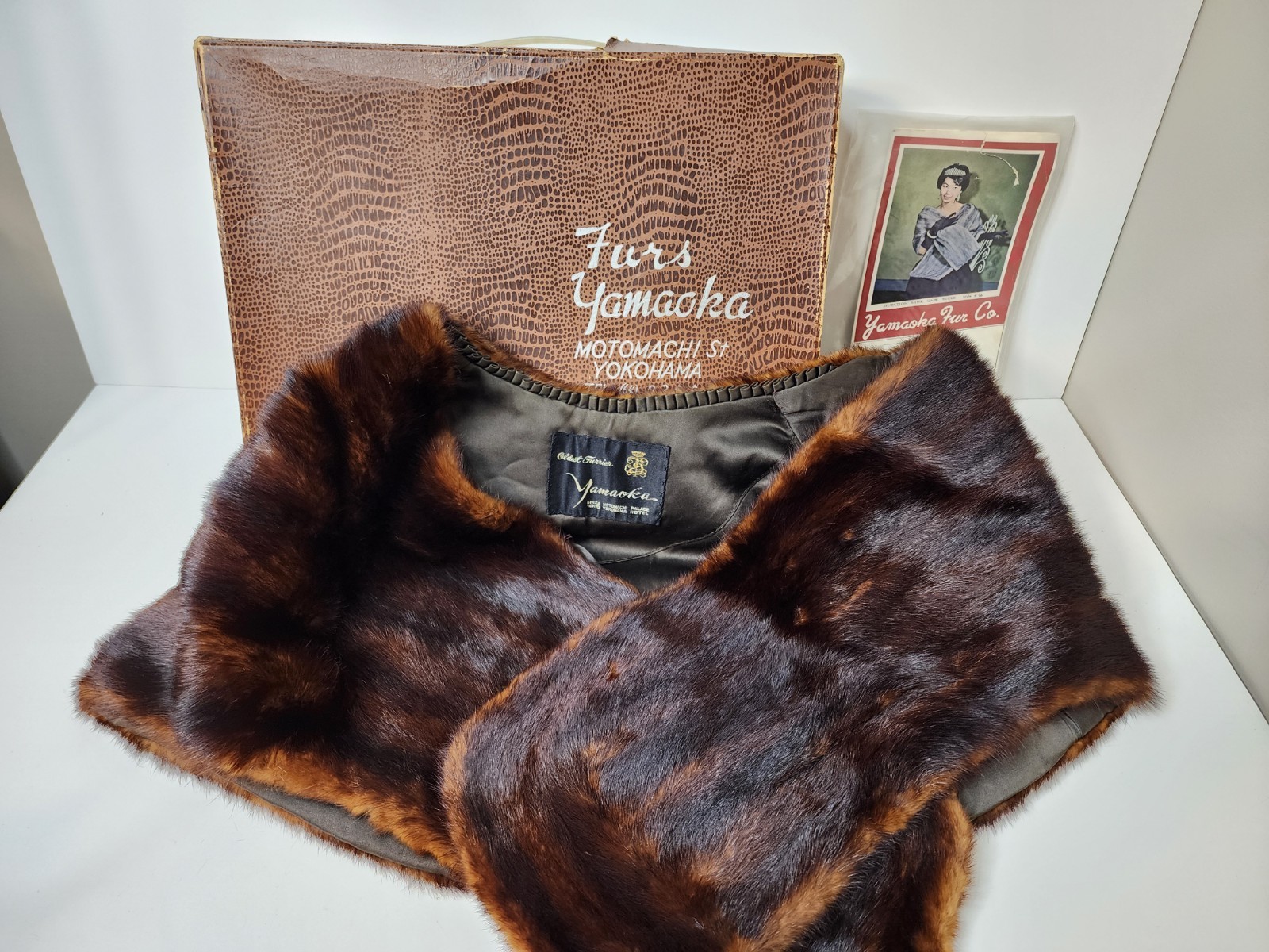 Vintage Yamaoka Fur Co. Mutation Mink Cape Stole Style #16 with Box