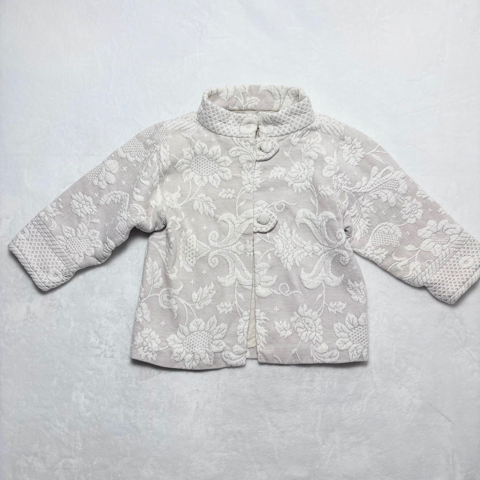 Suzi Beige Floral Quilted Matelasse Jacket Stand Collar Vintage Small Grandma