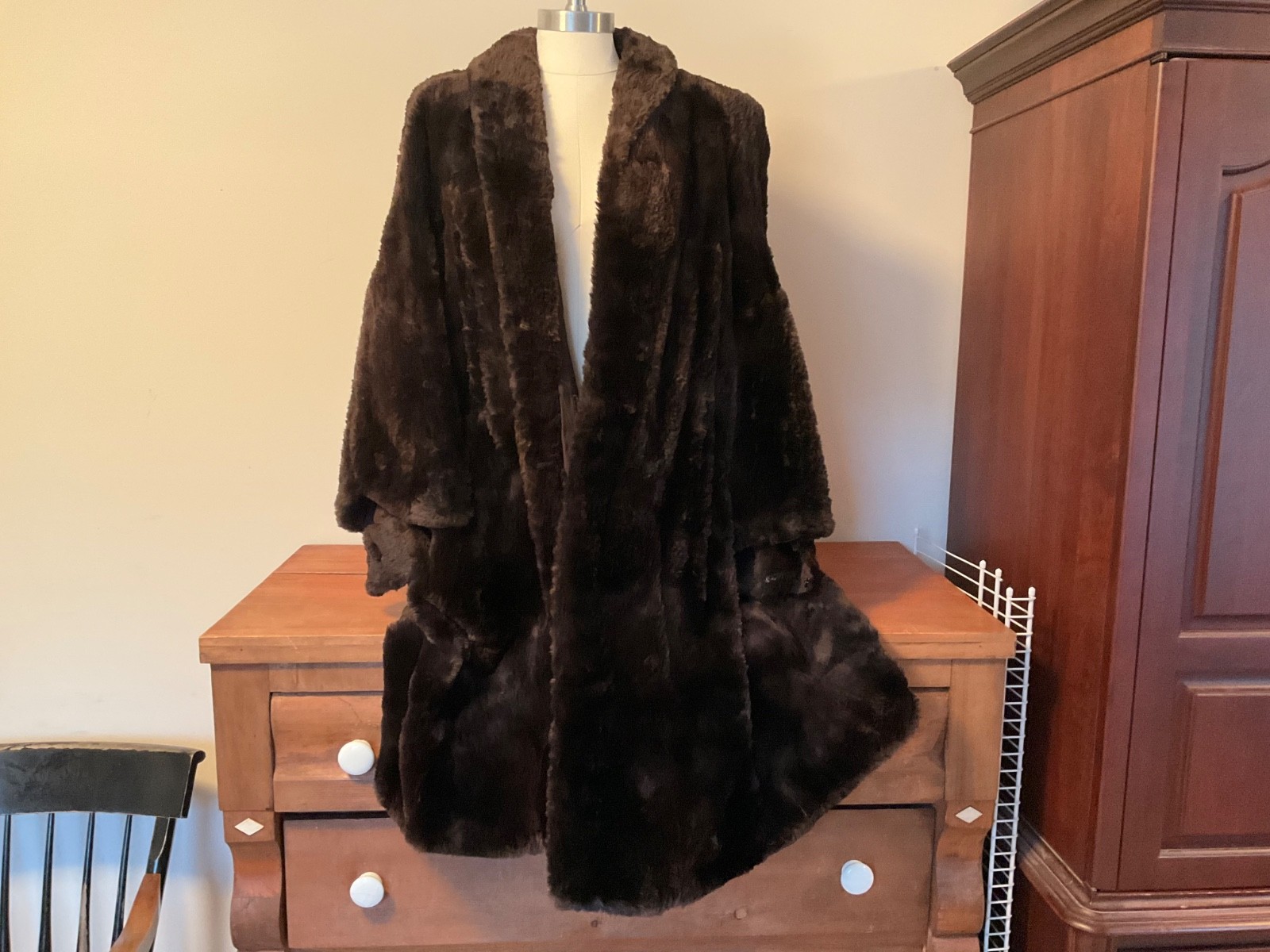 Vintage 40s Brown Fur Overcoat Beaver Coat