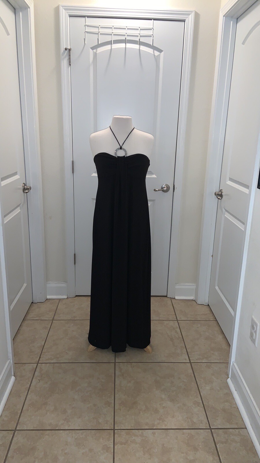 R & M Richards Vintage ladies black gown size 8. Rhinestone on tassel and broach