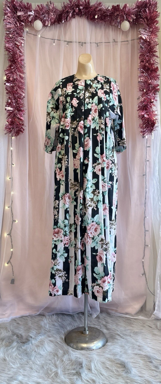 Vintage 80s MuuMuu Nightgown Maxi Dress Floral Print Dressing Gown Loungewear M