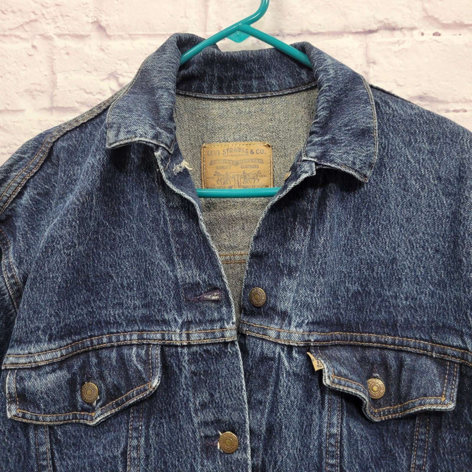 VTG Levis Denim Trucker Jacket Womens L? Blue Wash Slouchy Grunge Y2K 90s