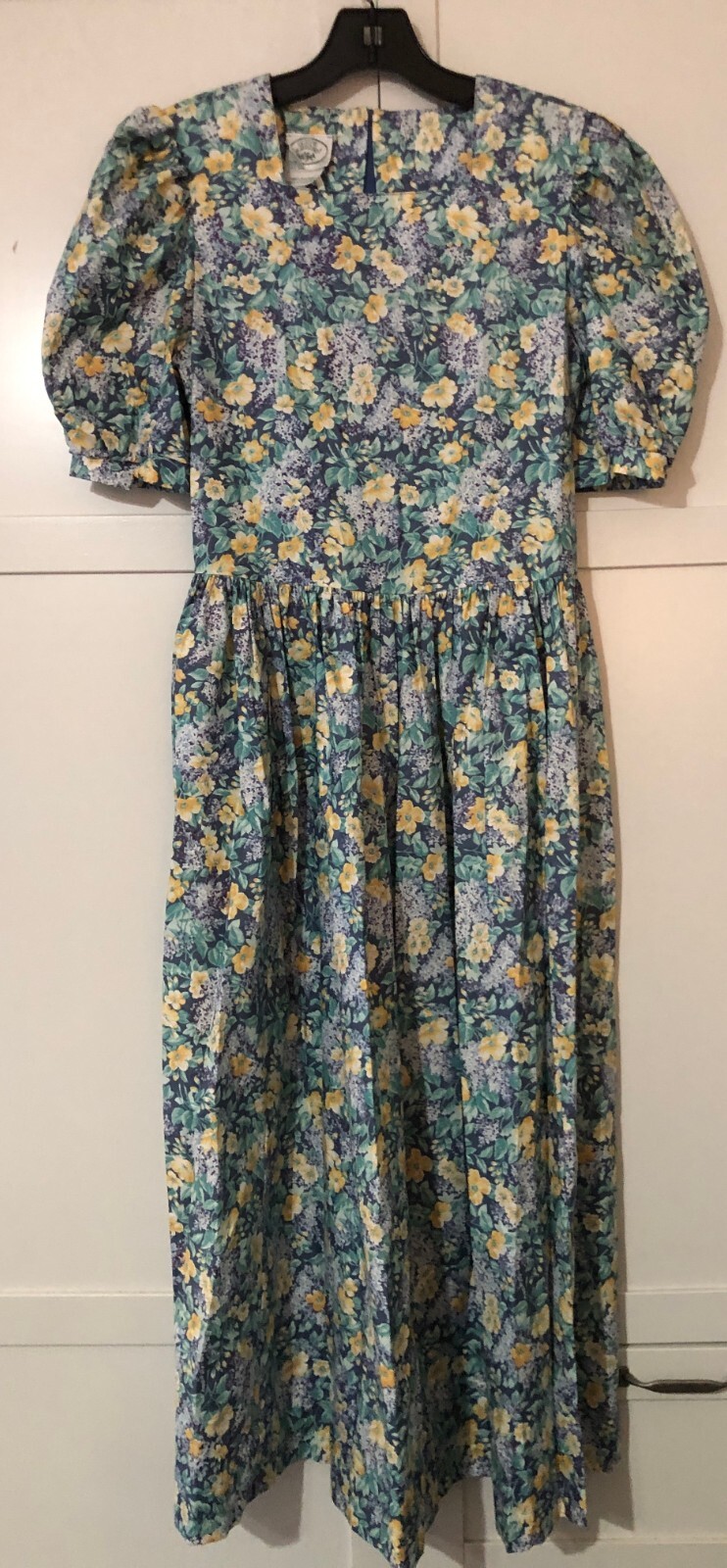 Laura Ashley Vintage Size 4 Dress Floral Cottagecore Prairie Romantic