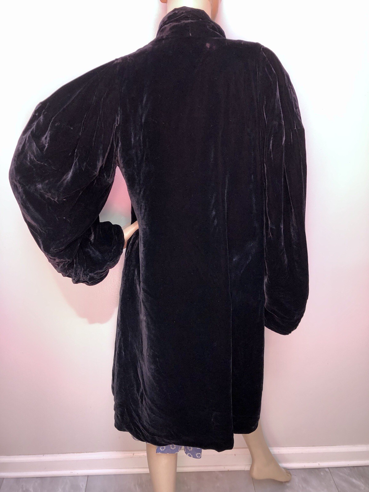 VTG 1940s Black Rayon OR Silk VELVET Evening Clutch Coat, Joseph Horne Co