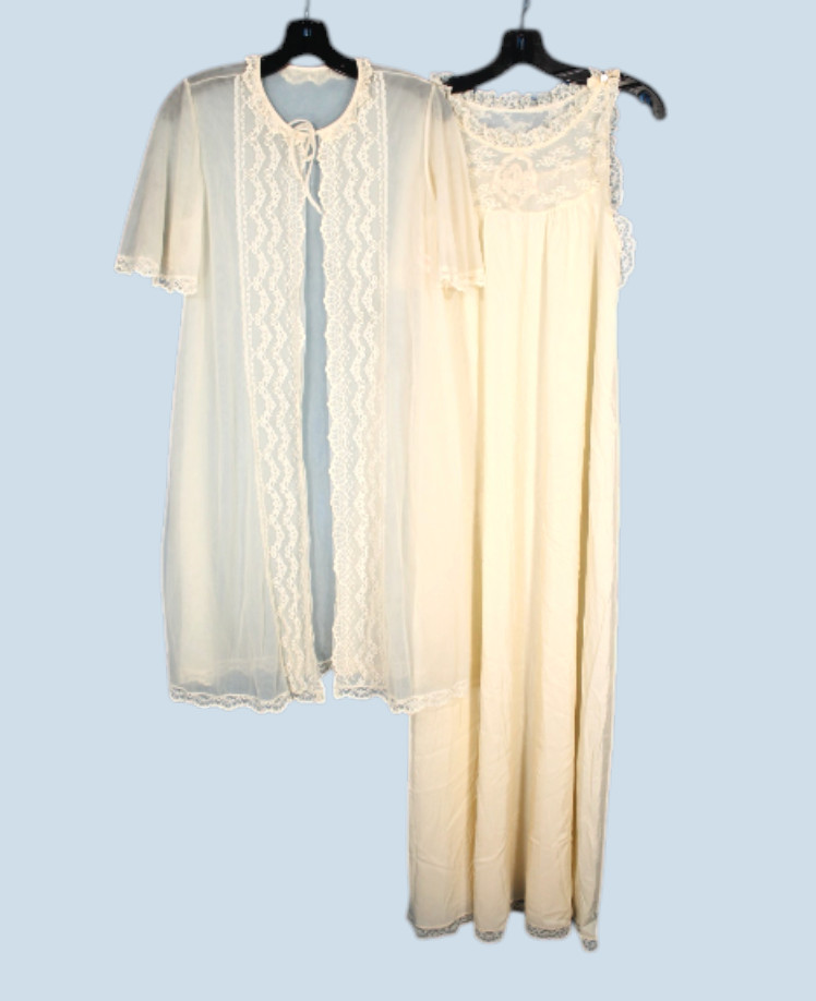 VTG GILEAD Ivory NYLON/CHIFFON Lace Detail LOUNGE Peignoir ROBE/NIGHTGOWN SET S