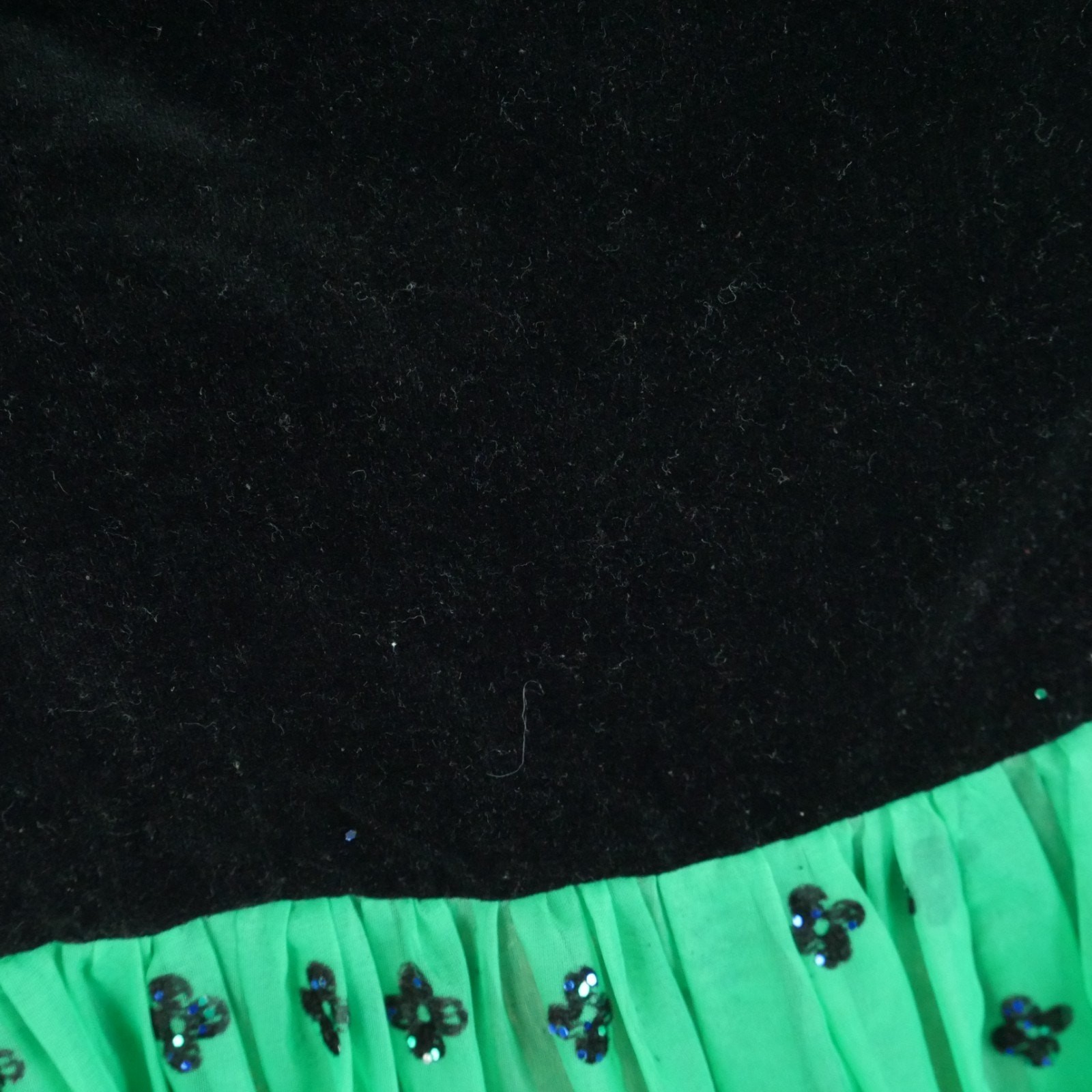 Vintage XS Party Dress 50s 60s Velvet Green Holiday Fit Flare Retro Festive