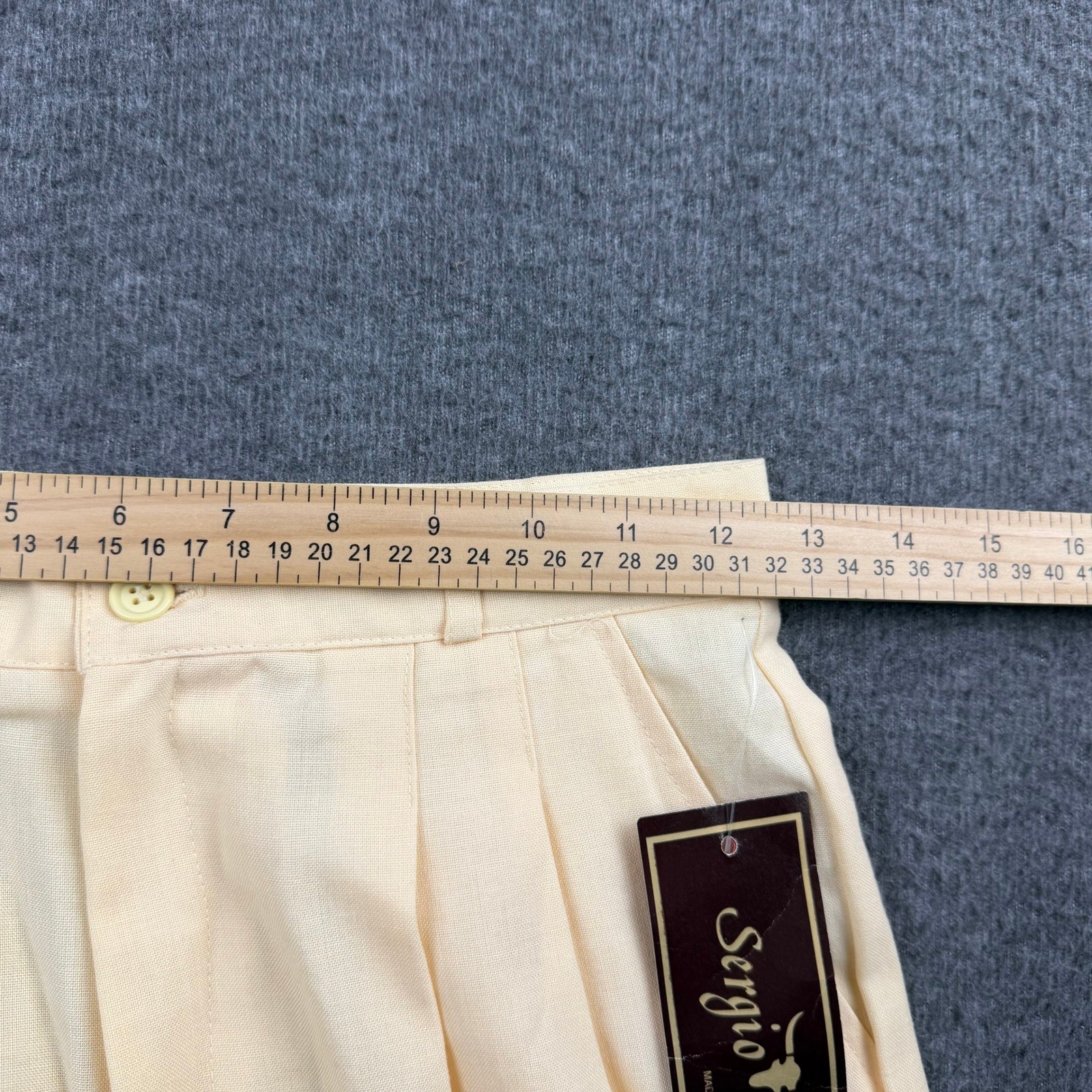 Vintage Sergio Valente Cream High Waisted Pleated Deadstock Pants Women’s 6