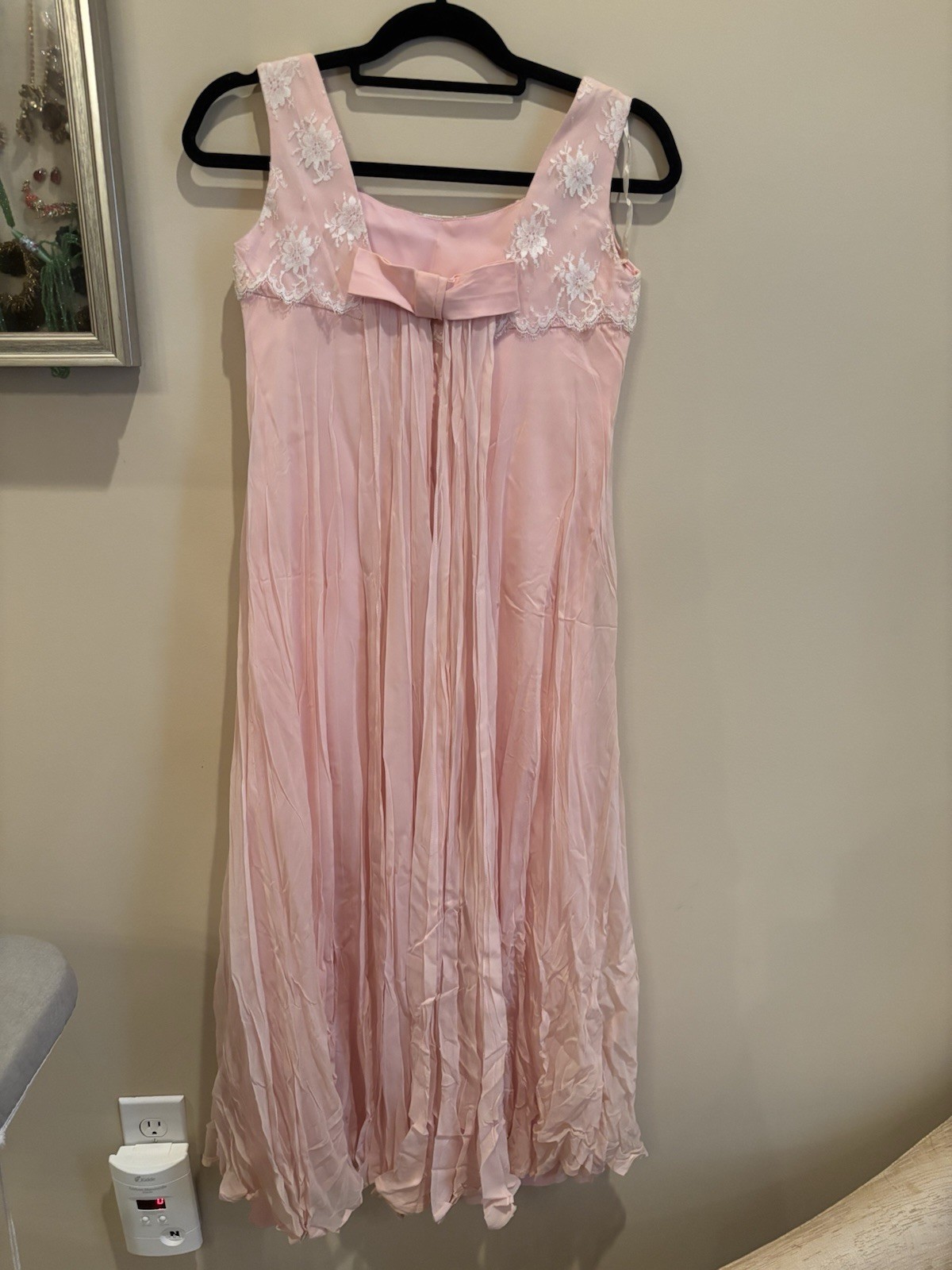 Vintage 1950s Pink Chiffon Party Dress — White Lace Yoke, Bow Back, Double Layer