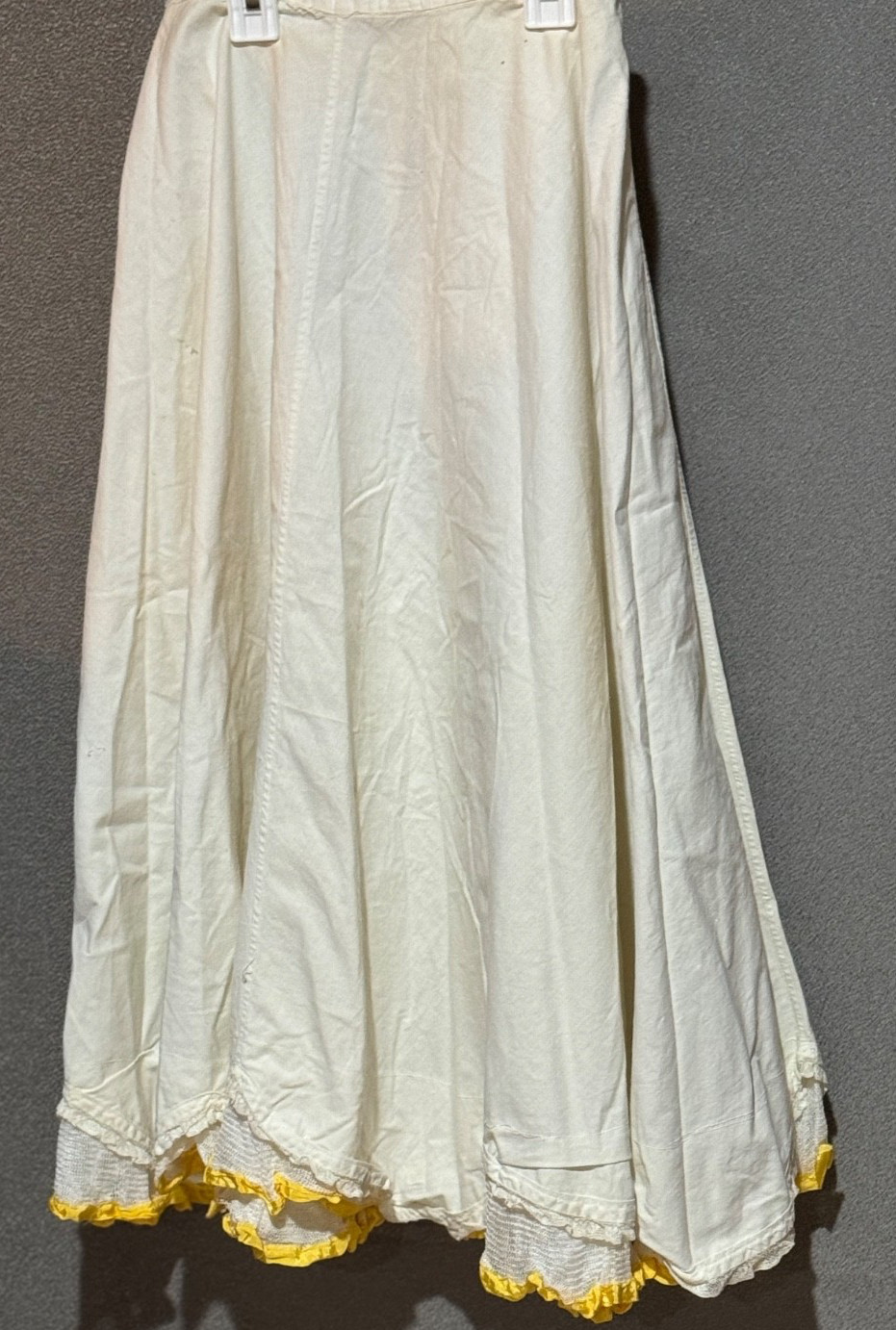 Antiq. FRENCH EDWARDIAN VICTORIAN WHITE COTTON PETTICOAT WITH LACE Trim Netted