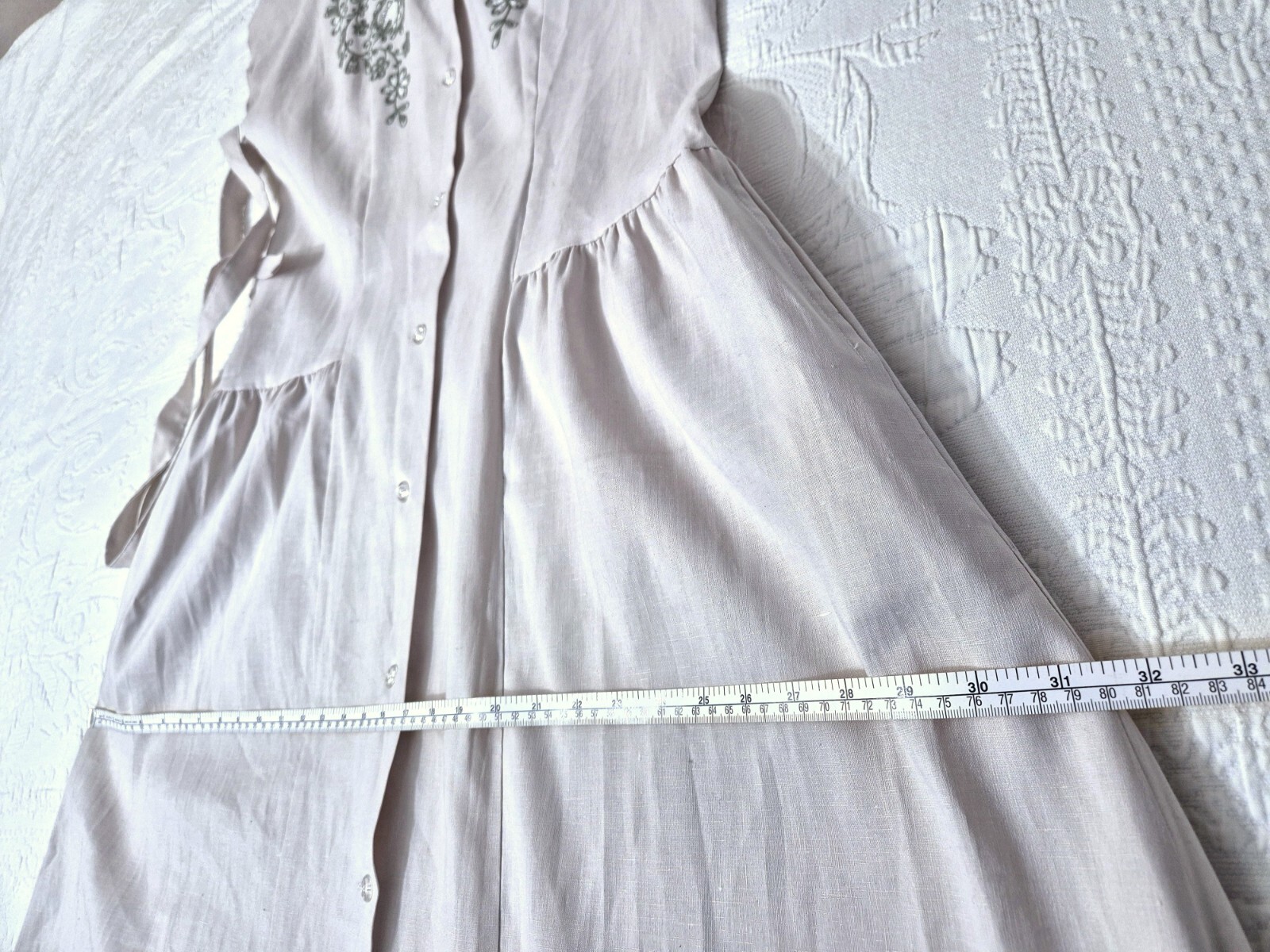 vintage dress ussr women’s dress robe made of linen with embroidery Ivanovo