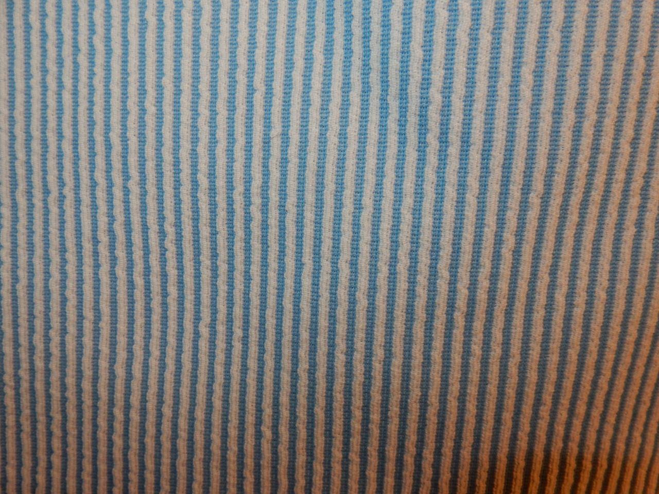 VINTAGE LADIES 1970s NOS SEERSUCKER BLUE WHITE PENCIL SKIRT 16 QUEEN CASUALS TAG