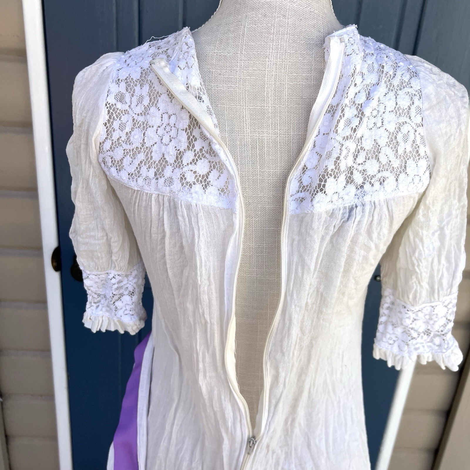 Foxy Lady San Francisco Vintage70s White Lace Prairie Dress, Junior Size 7