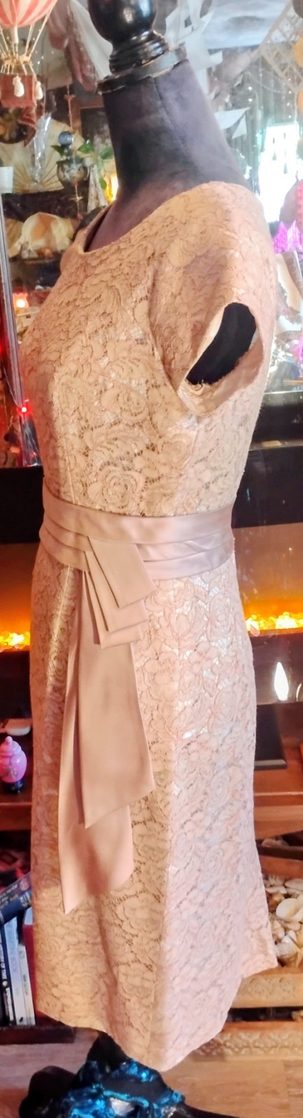 vintage dresses 1950s medium