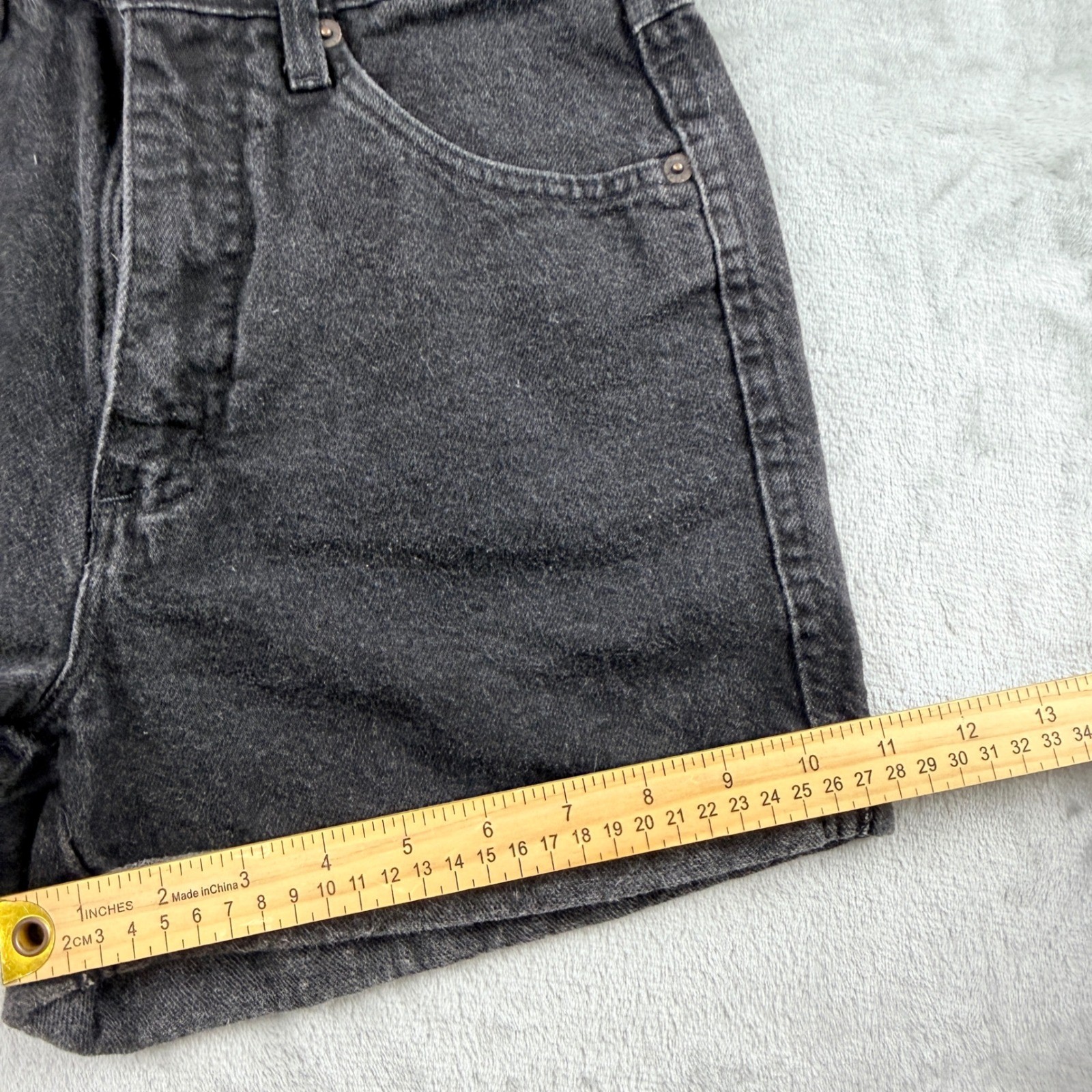 Nuovo County Seat Vintage Black Denim Shorts High Waisted Relaxed Fit Women 5/6